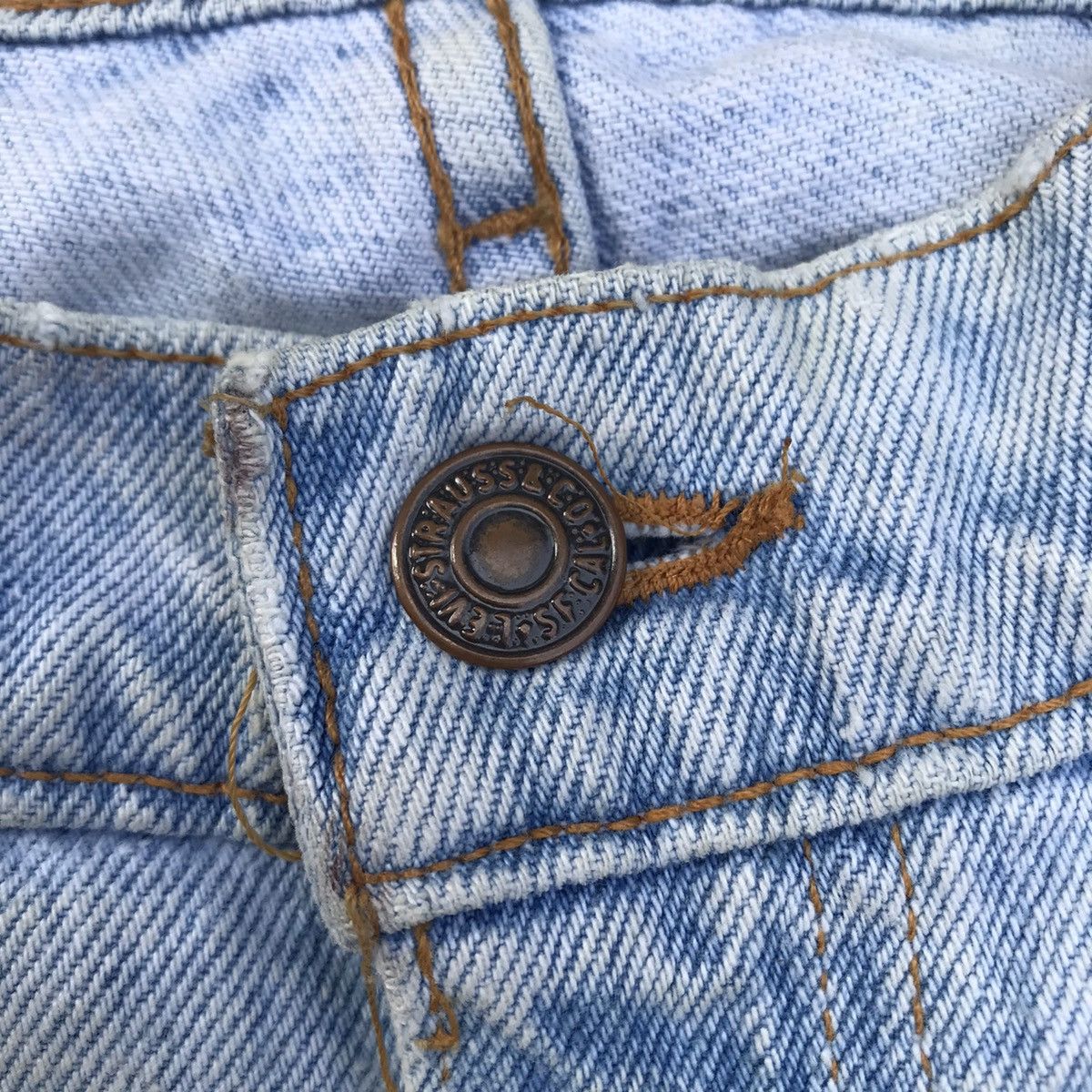 Levis Faded Levi’s 560 Denim Light Wash Dirty Pants