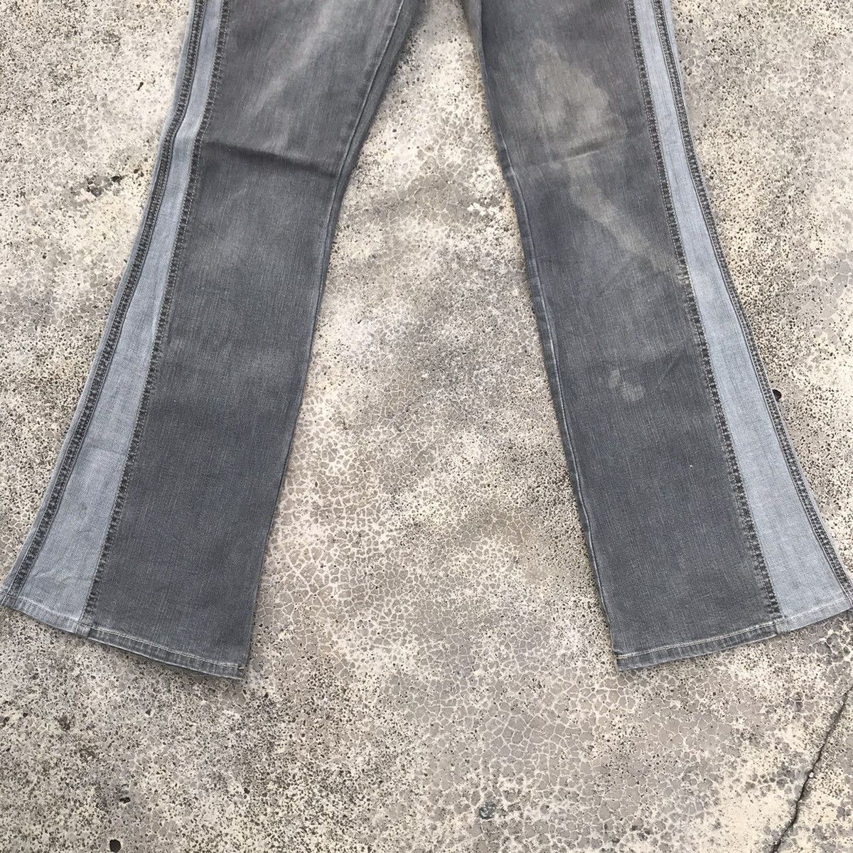 Japanese Brand Vintage Oririn Faded Dirty Wide Leg Denim Flare Jeans Pants Size US 30 / EU 46 - 3 Thumbnail