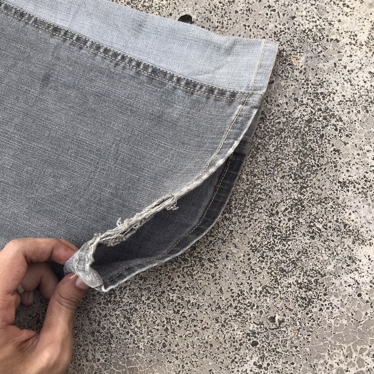 Japanese Brand Vintage Oririn Faded Dirty Wide Leg Denim Flare Jeans Pants Size US 30 / EU 46 - 14 Thumbnail