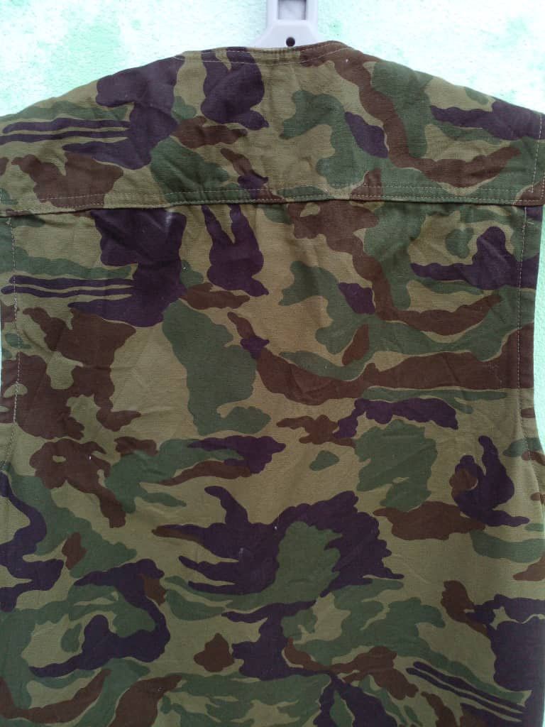 Japanese Brand VESTS EVEN RIVER. (CJ7) Size US S / EU 44-46 / 1 - 10 Thumbnail