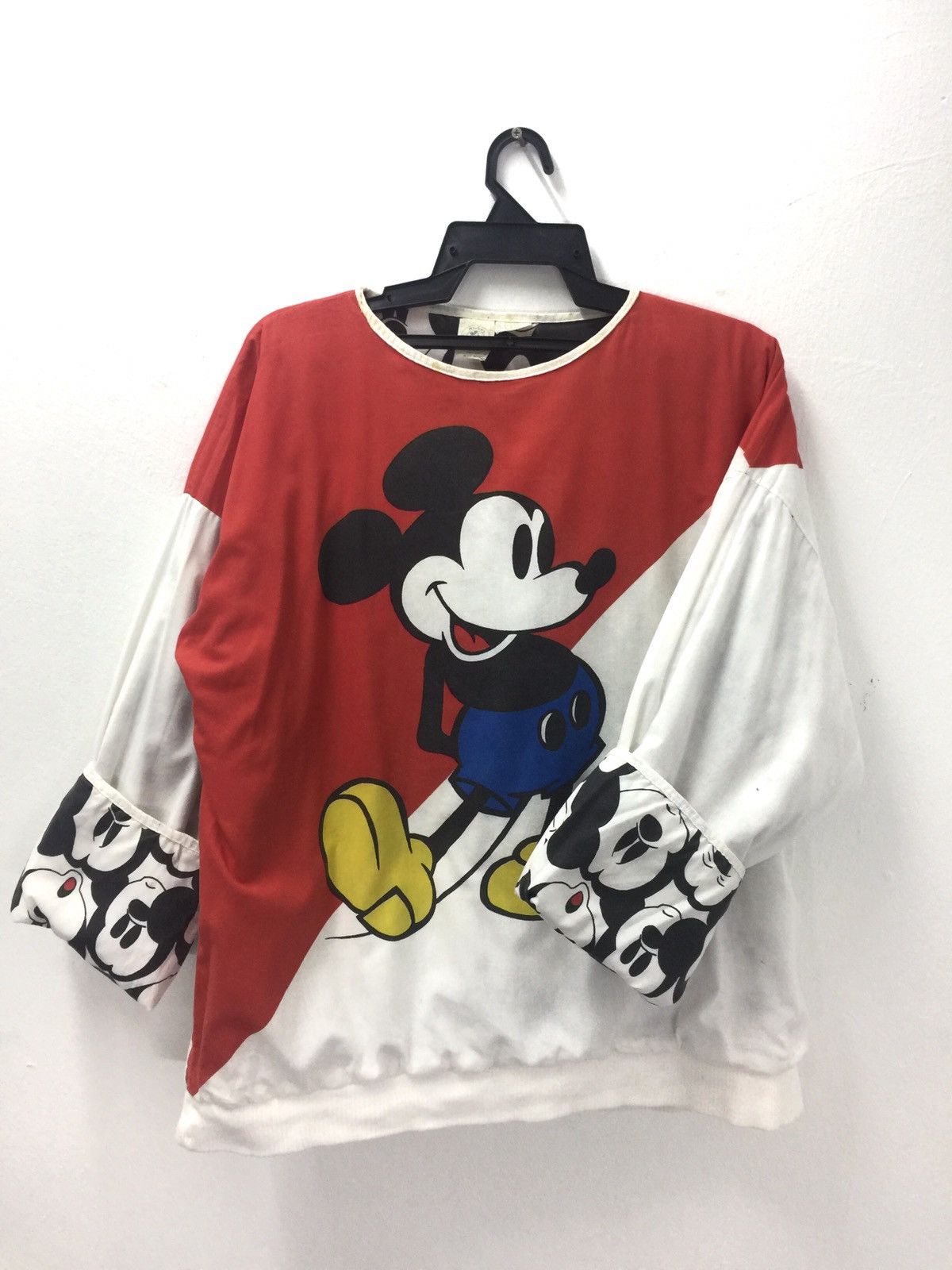 Riversible Full and Allover Print Mickey Mouse Sweatshirt