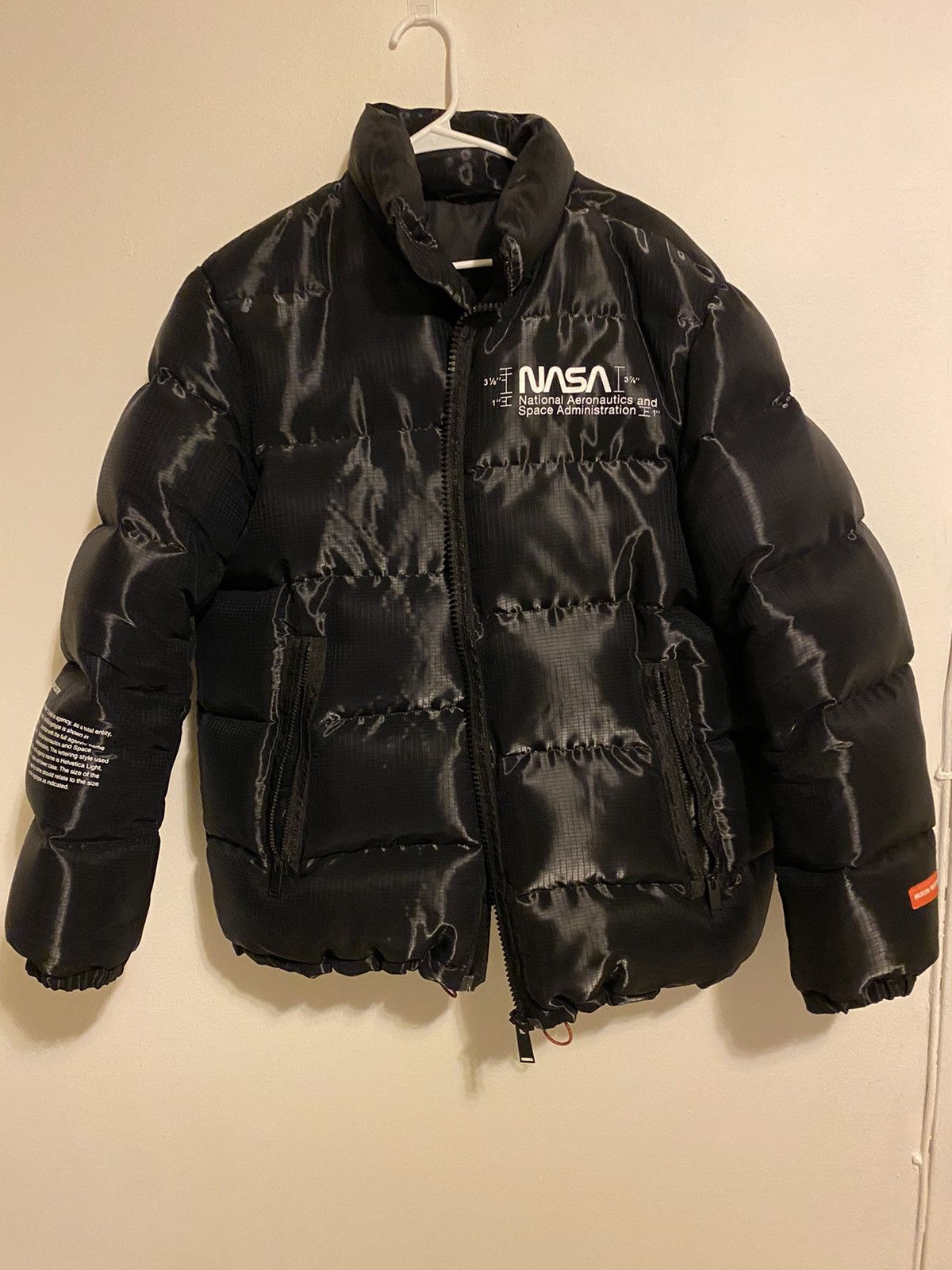 HERON PRESTON Black Down Puffer Jacket