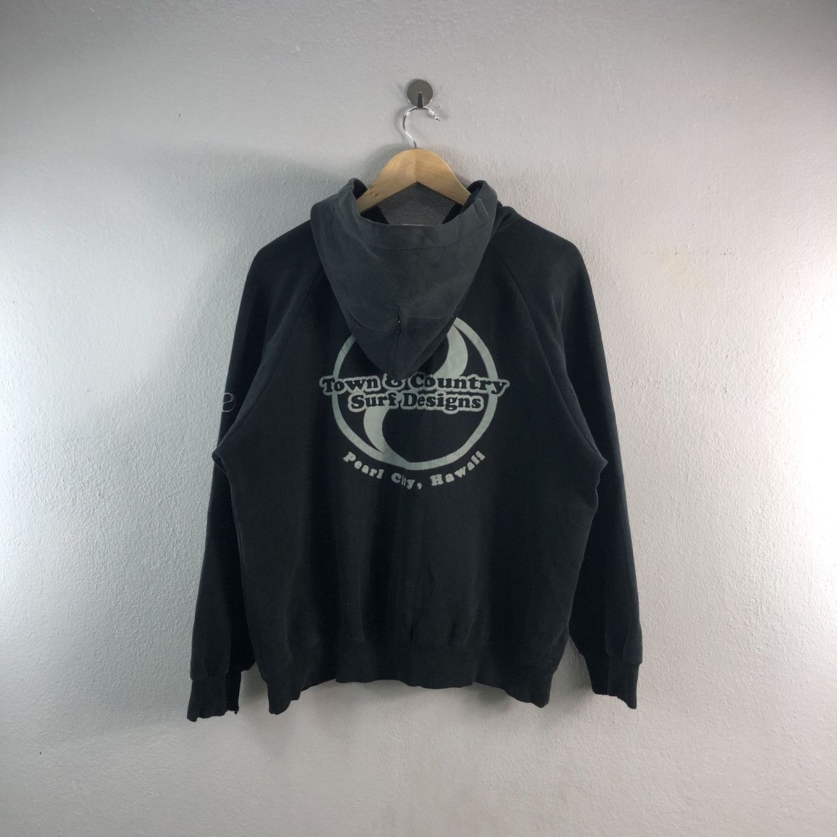 Town & Country Surf Designs Hawaii Logo Hoddie Sweater