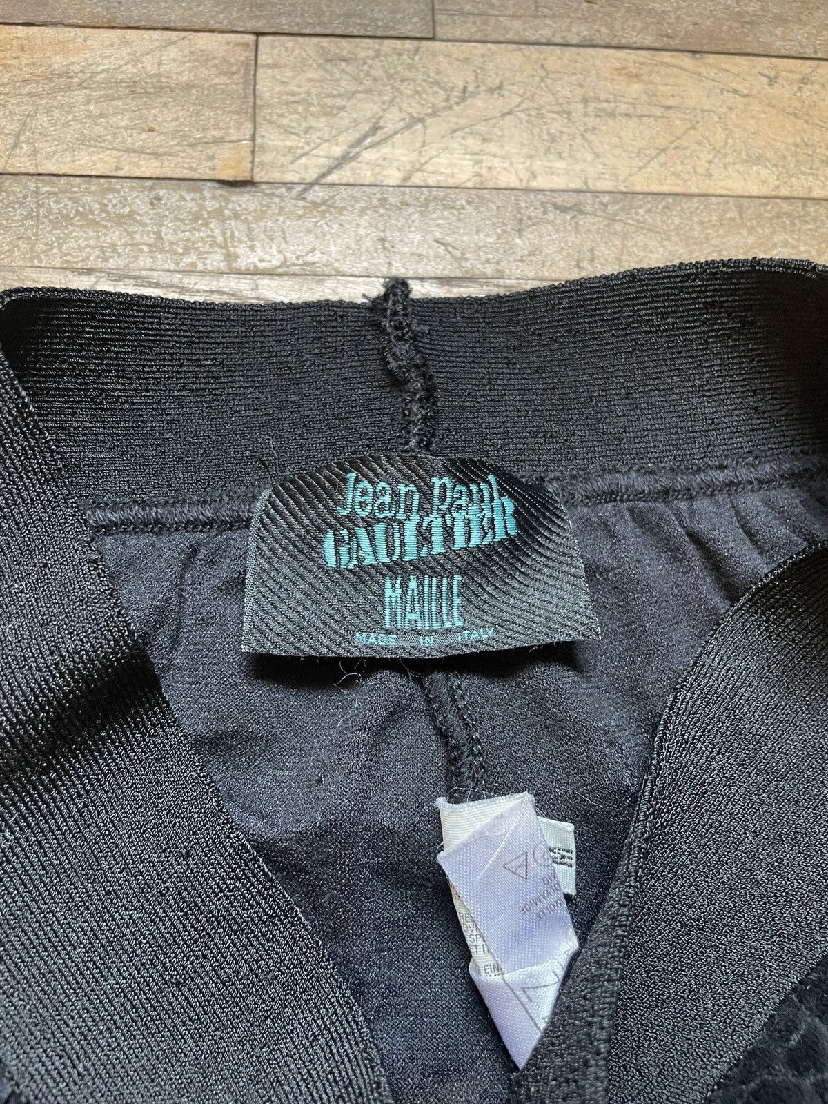Jean Paul Gaultier 1990s Velvet Satanic Patterned Leggings Size 27" / US 4 / IT 40 - 5 Thumbnail