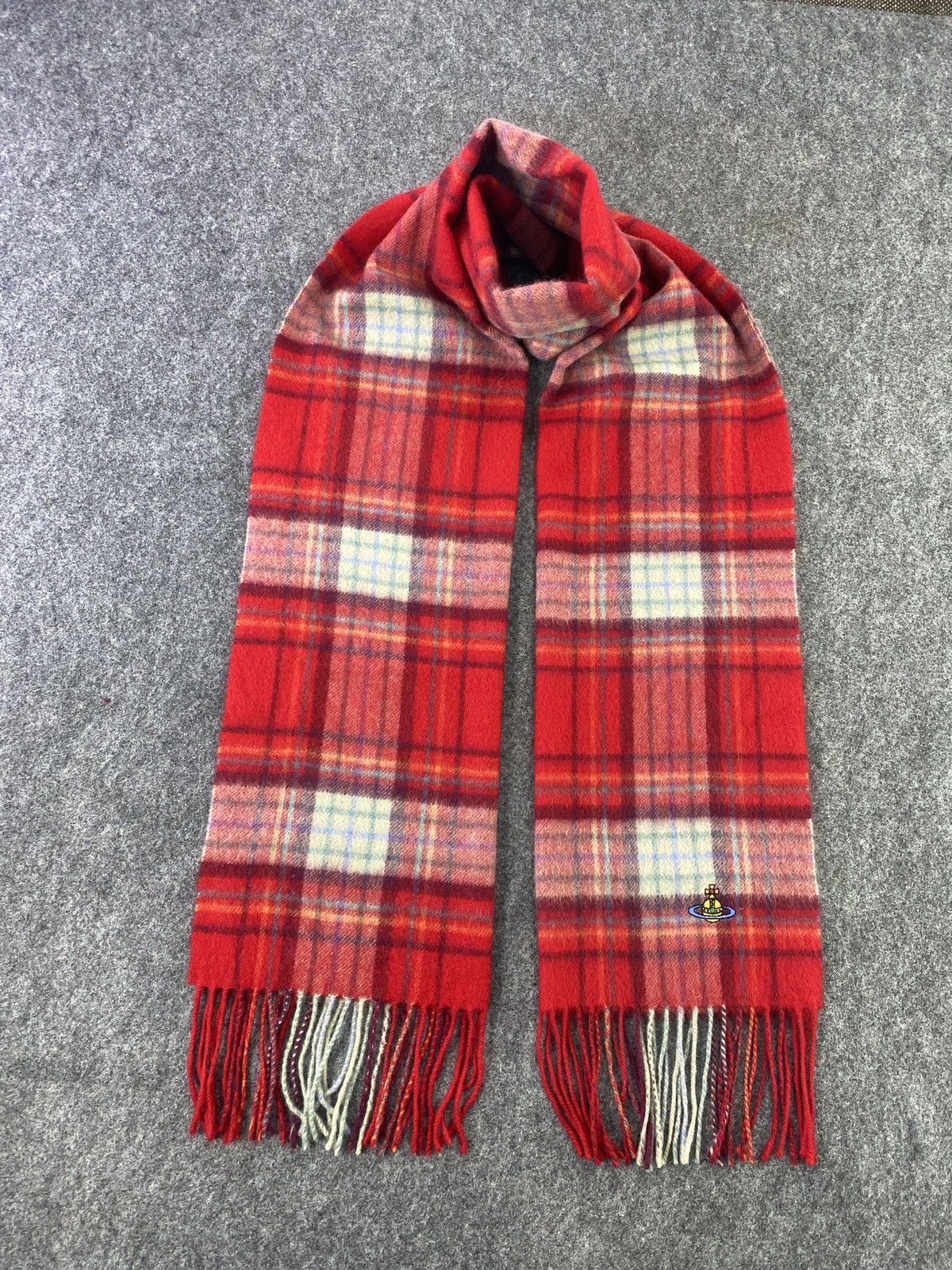 VIVIENNE WESTWOOD Scarf / Muffler / Neckwear -T212