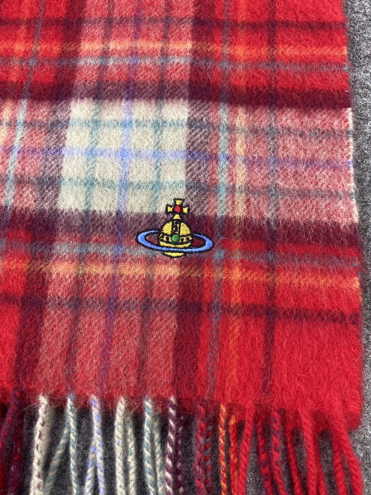 VIVIENNE WESTWOOD Scarf / Muffler / Neckwear -T212