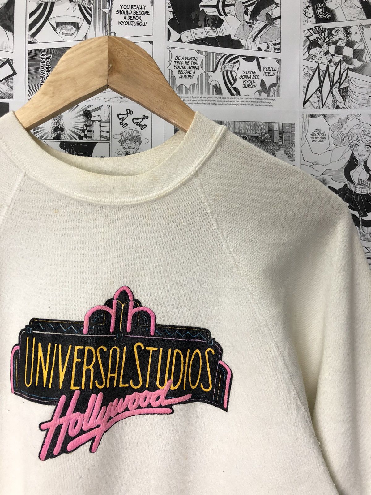Universal Studios 🔥Accept Offer🔥 Universal Studio x Vintage Size US M / EU 48-50 / 2 - 2 Thumbnail