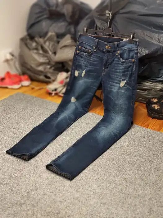 True Religion True Religion Rocco Relaxed Skinny Distressed Denim Jeans Size US 31 - 10 Thumbnail