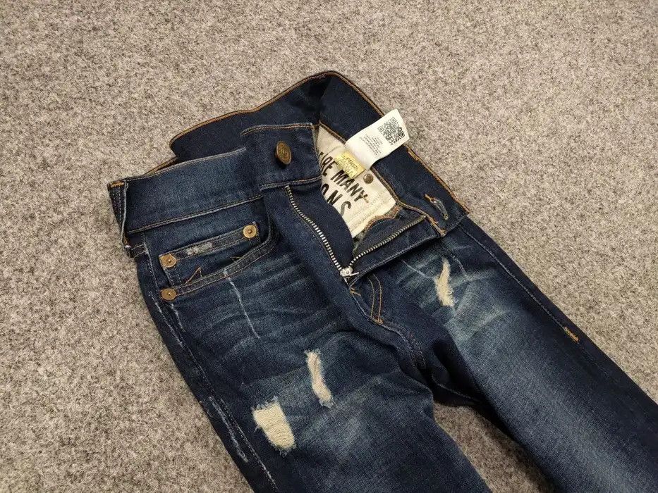 True Religion True Religion Rocco Relaxed Skinny Distressed Denim Jeans Size US 31 - 8 Thumbnail