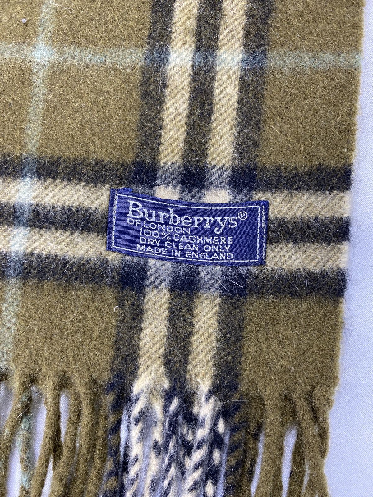 Burberry Vintage Burberry Scarf/Muffler -T022 Size ONE SIZE - 4 Thumbnail