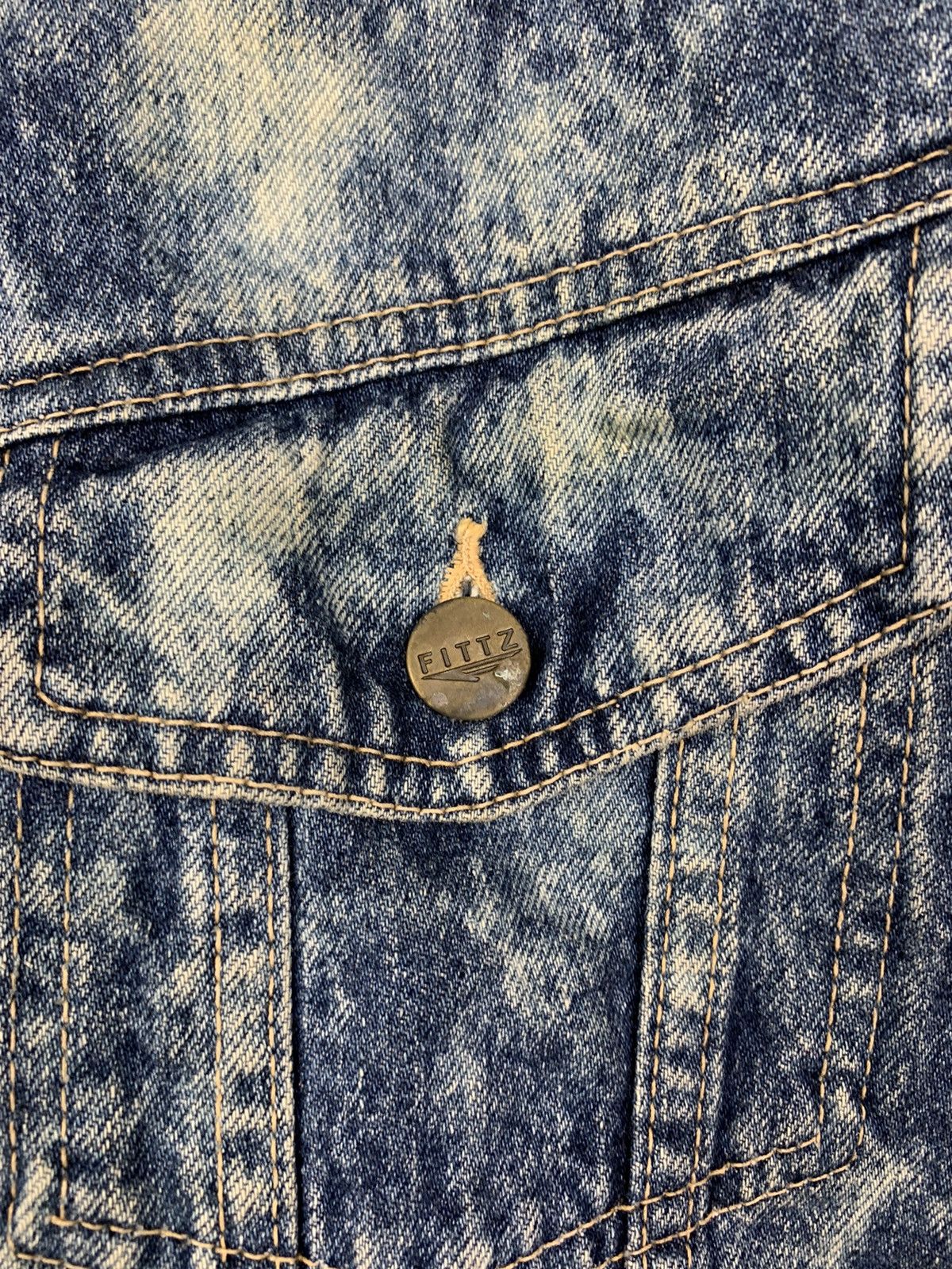 Vintage Vintage Japanese Brand Fittz Trucker Jacket Custom Acid Wash Size US M / EU 48-50 / 2 - 8 Thumbnail