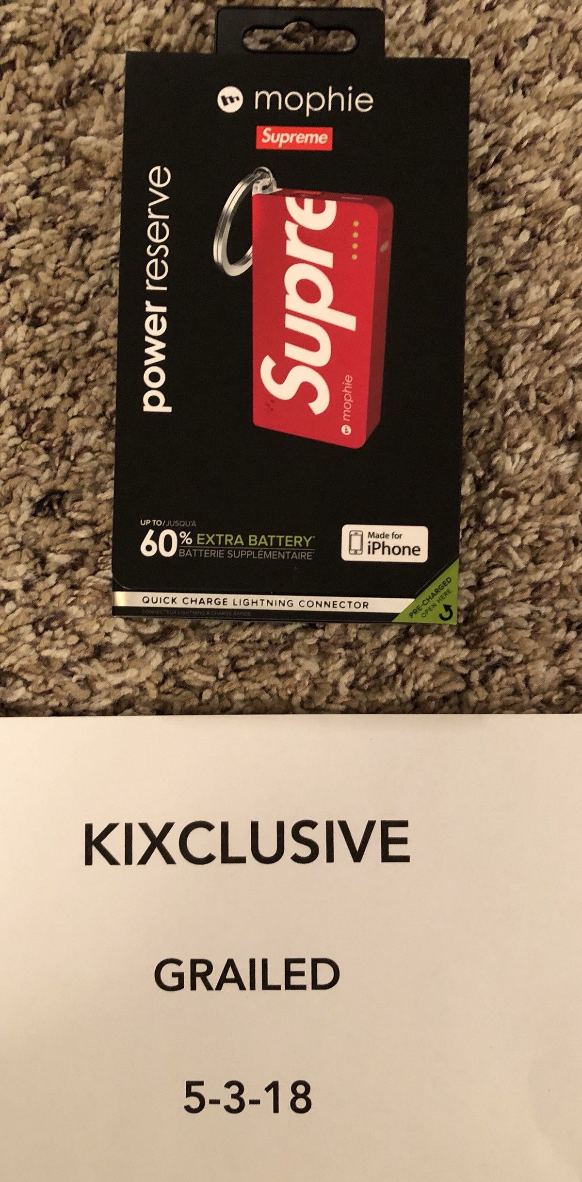 Supreme SUPREME MOPHIE POWER RESERVE IPHONE BATTERY CHARGER Size ONE SIZE - 1 Thumbnail