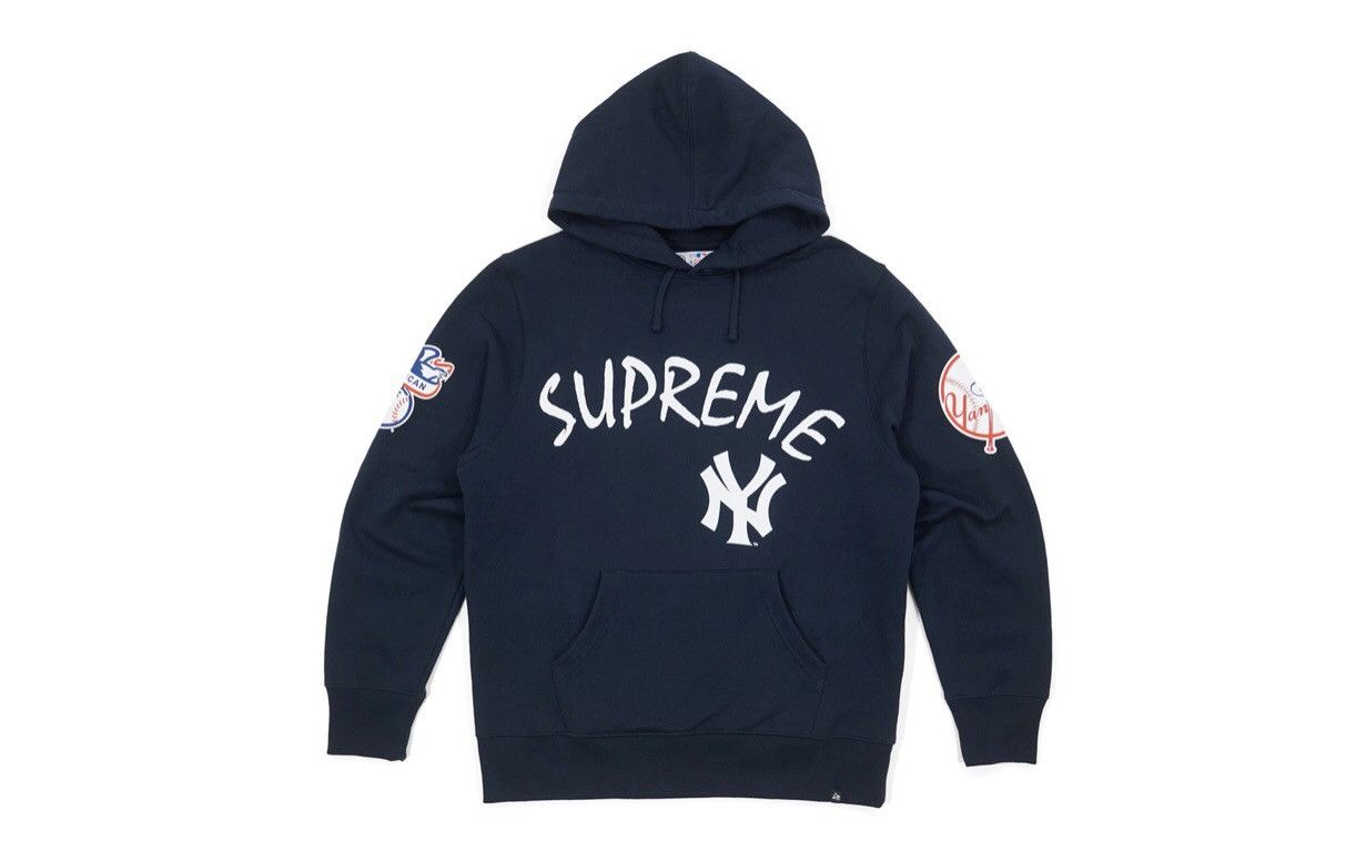 New York Yankees × Supreme New Navy Pullover Hoodie Size US M / EU 48-50 / 2 - 1 Thumbnail