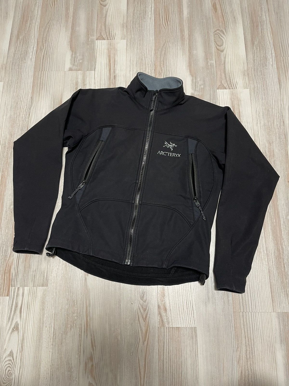 Arc'teryx Vintage soft shell Arcteryx black jacket womens Size S / US 4 / IT 40 - 1 Thumbnail