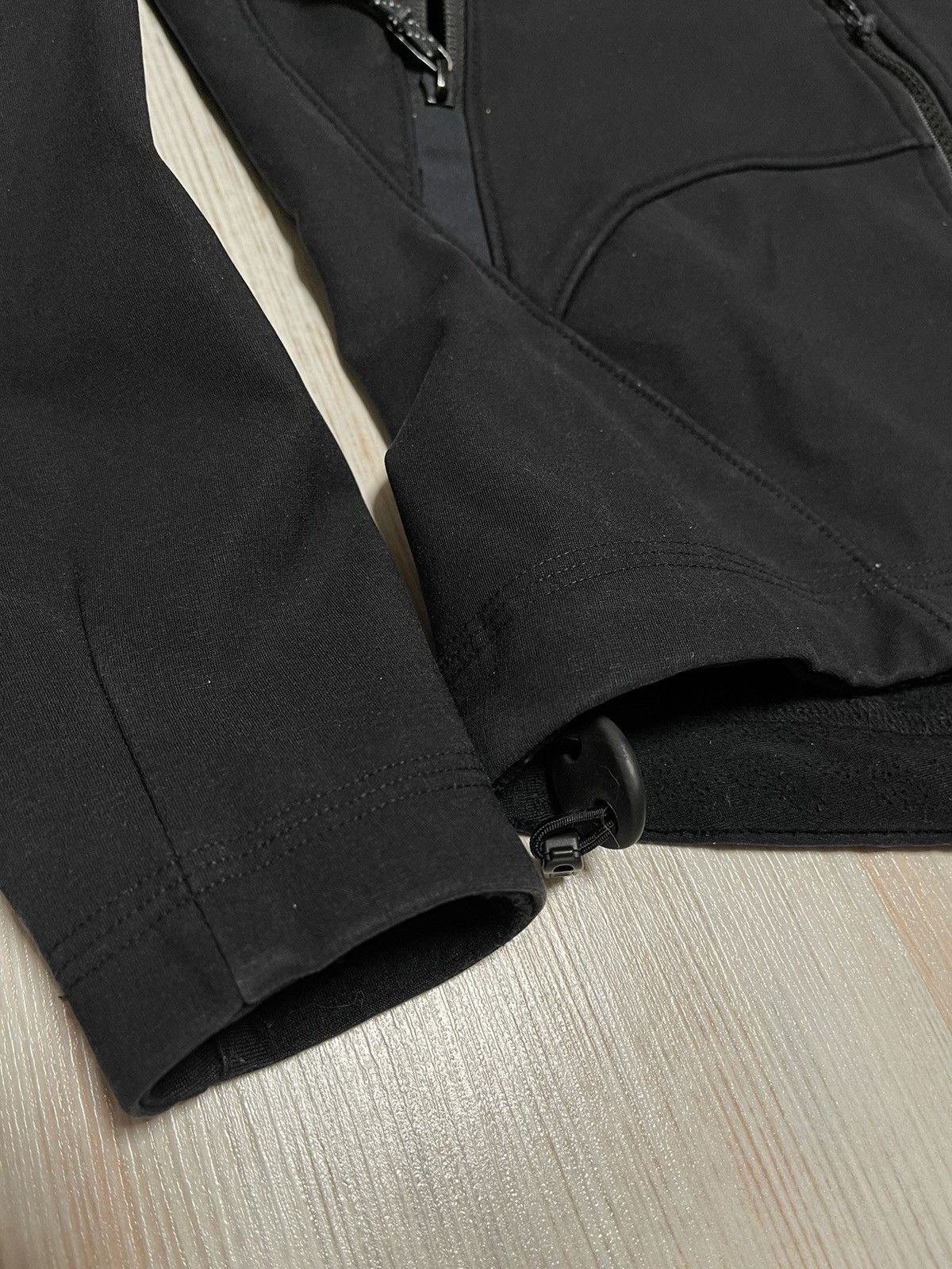 Arc'teryx Vintage soft shell Arcteryx black jacket womens Size S / US 4 / IT 40 - 10 Thumbnail