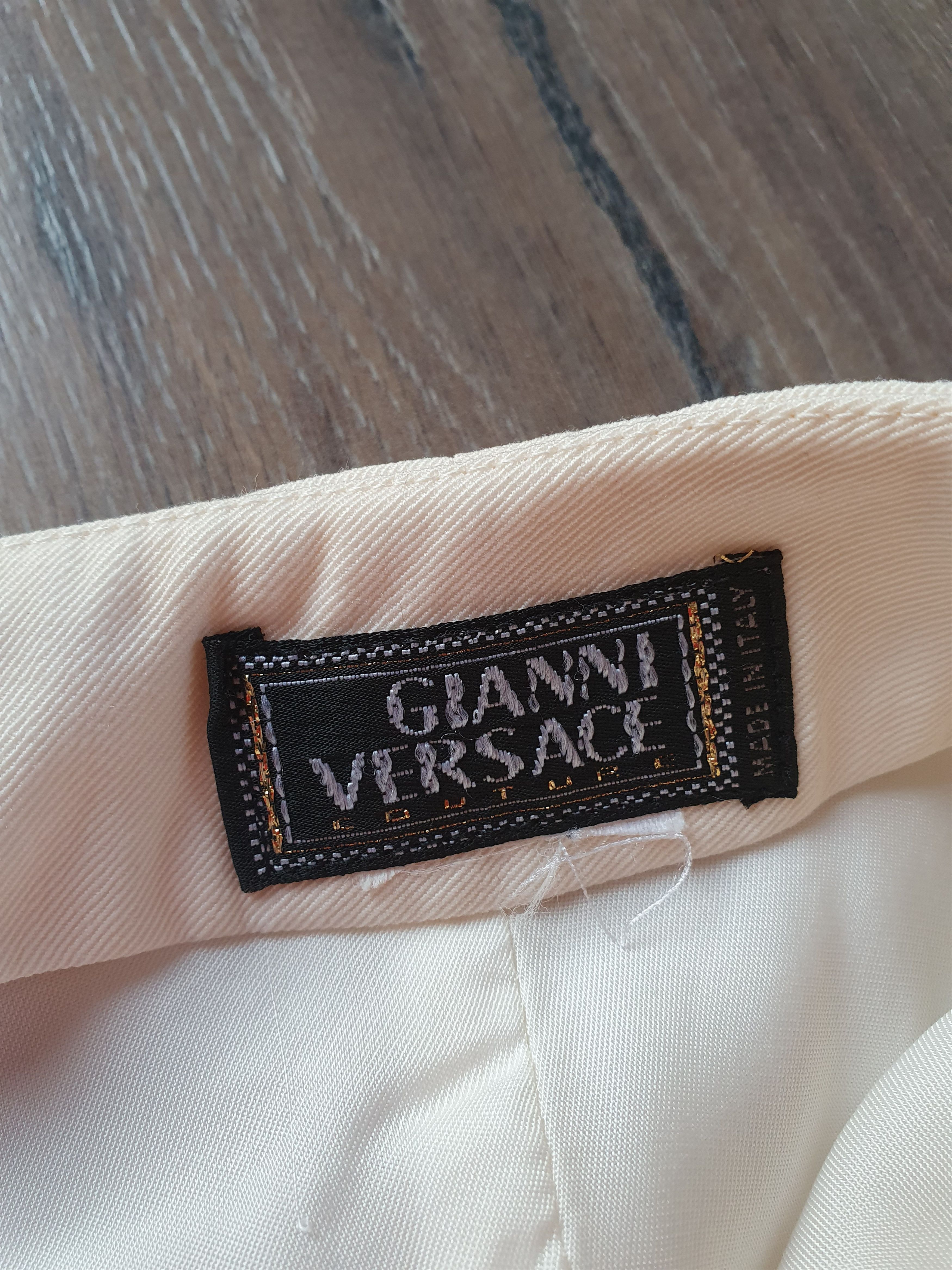 Versace Gianni Versace beige vintage pants in size XS Size 26" / US 2 / IT 38 - 2 Thumbnail