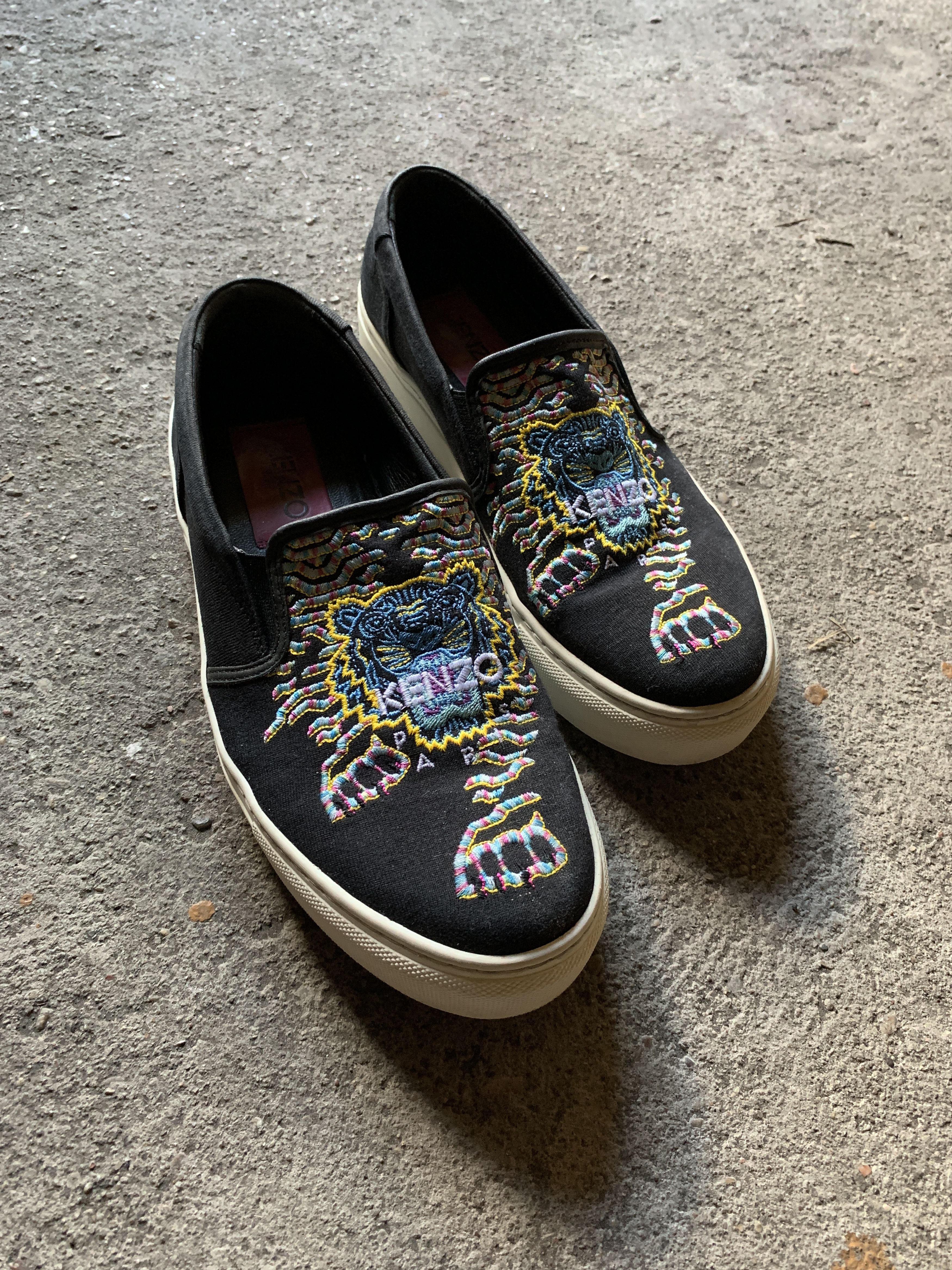 Kenzo Kenzo Slip On Embroidered Sneakers Size US 7 / EU 40 - 1 Thumbnail