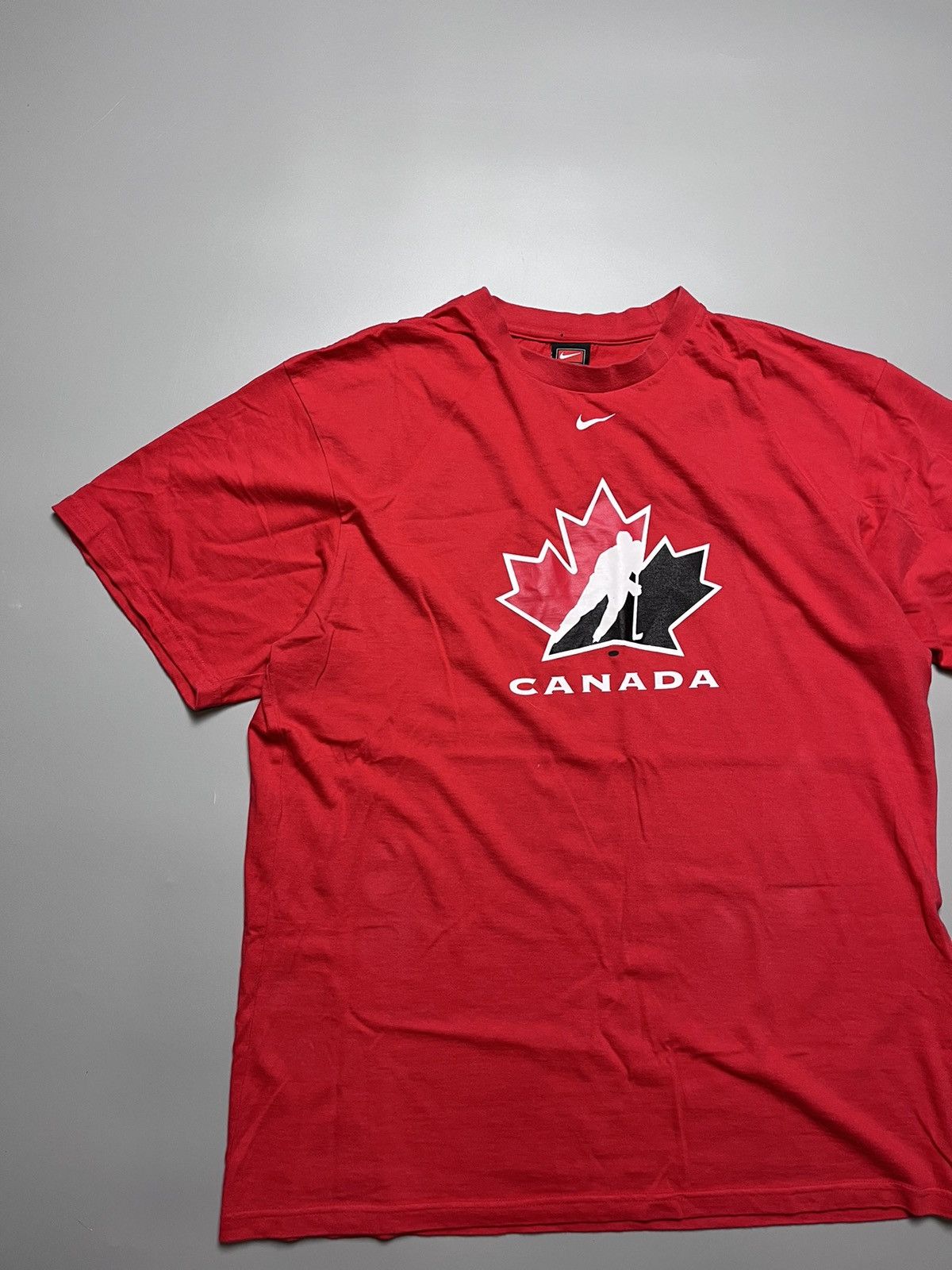 Nike Nike Center Swoosh Team Canada Red T-shirt L Size US L / EU 52-54 / 3 - 4 Thumbnail
