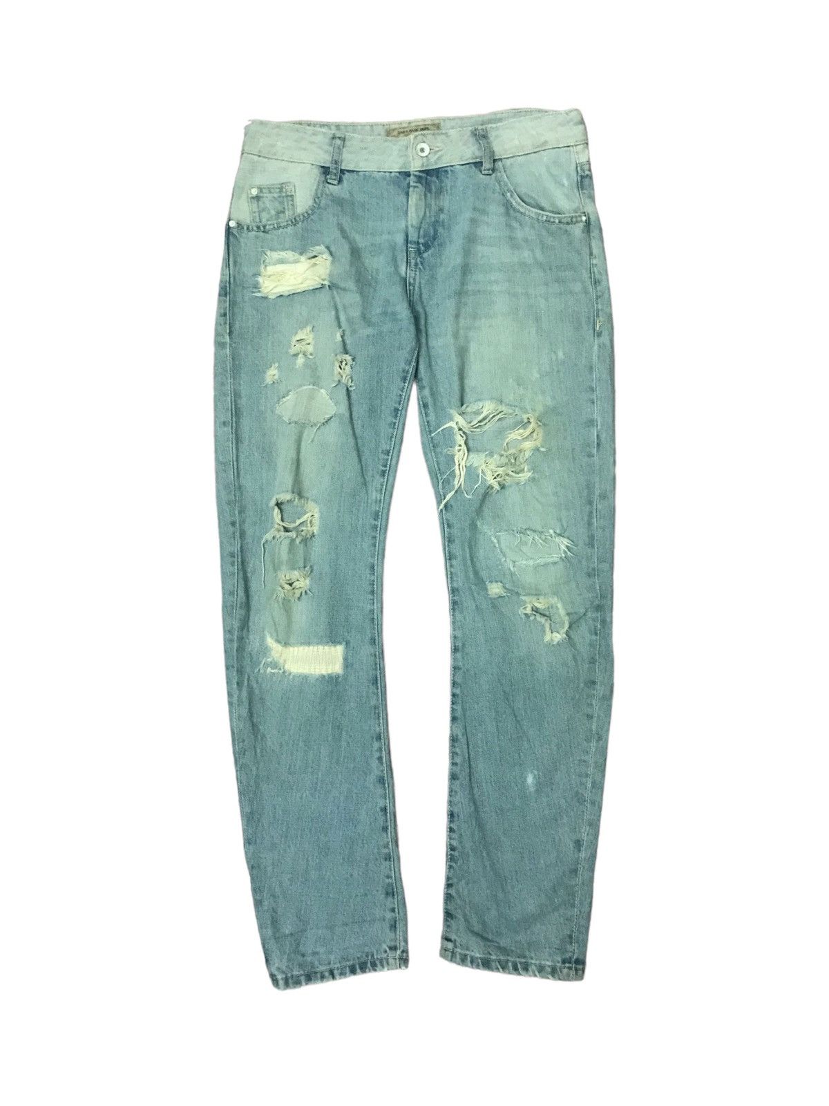 ZARA DISTRESSED BLUE JEAN 1975 RN 77302