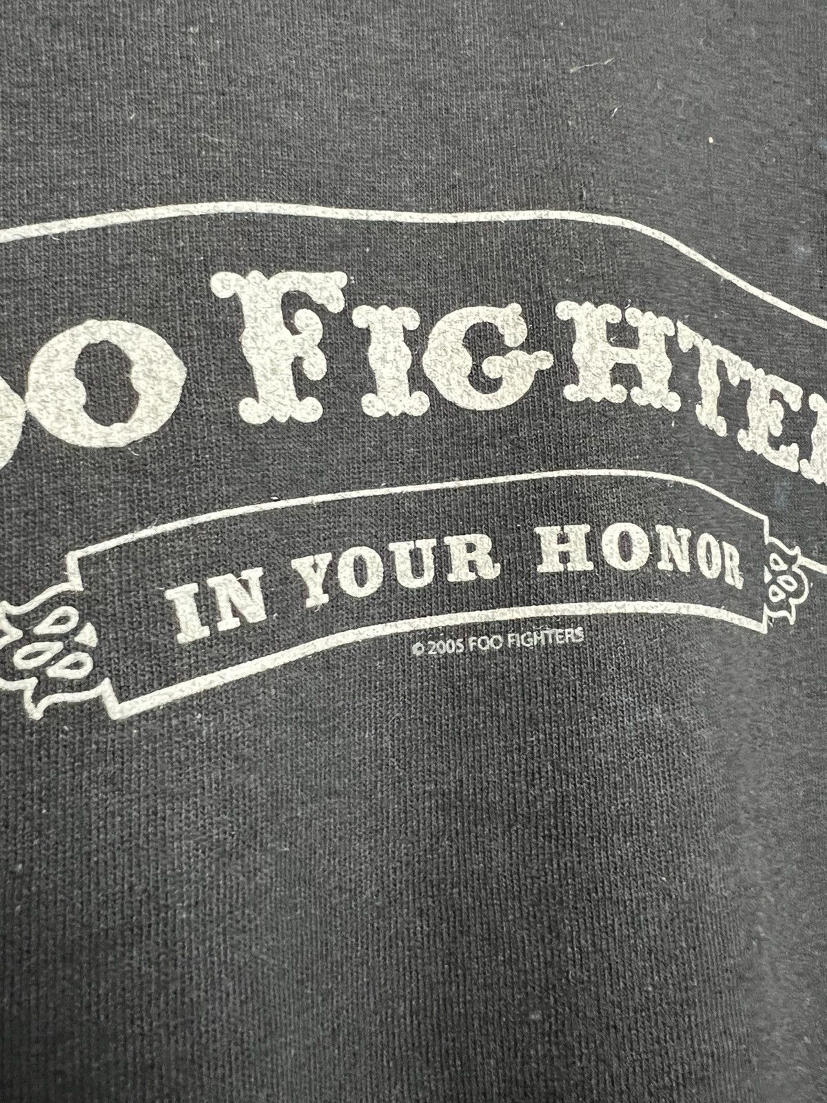 Band Tees Vintage 2005 Foo Fighters Rock Grunge Band Tee Pearl Jam) Size US M / EU 48-50 / 2 - 4 Thumbnail