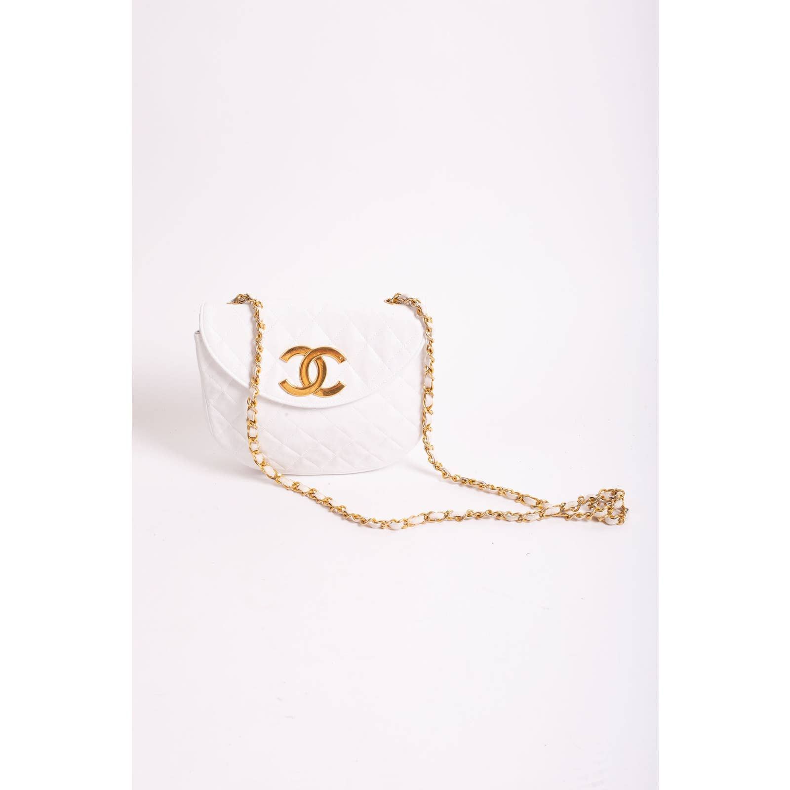 Vintage CHANEL 1989-1990 White Leather Quilted Bag