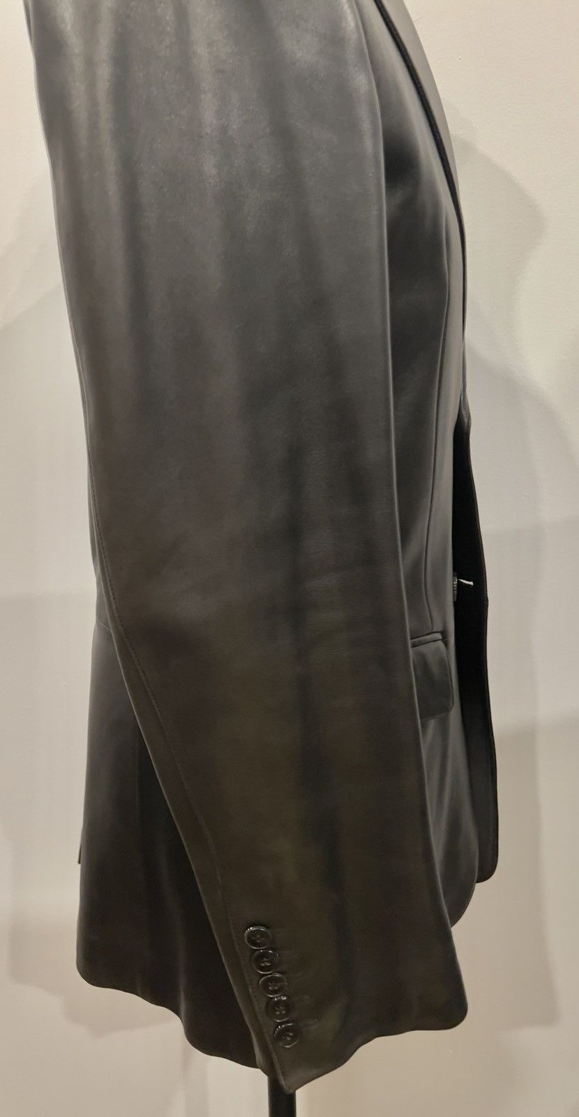 Gucci Gucci by Tom Ford Size US M / EU 48-50 / 2 - 8 Thumbnail