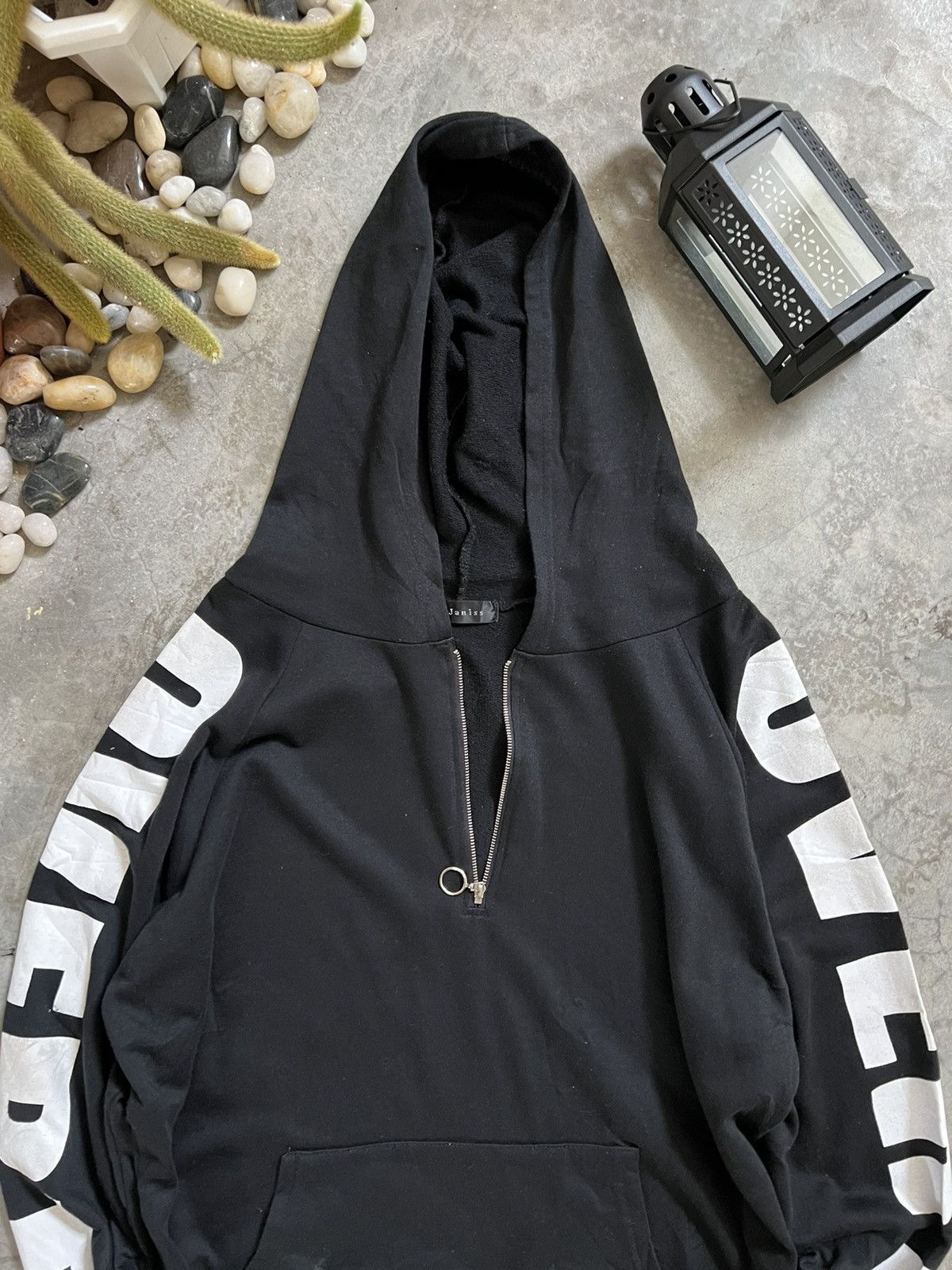 Japanese Brand STEALS 🖤🏴‍☠️ Japanese Hoodie Black Half Zipper With Pockets Size US M / EU 48-50 / 2 - 10 Thumbnail