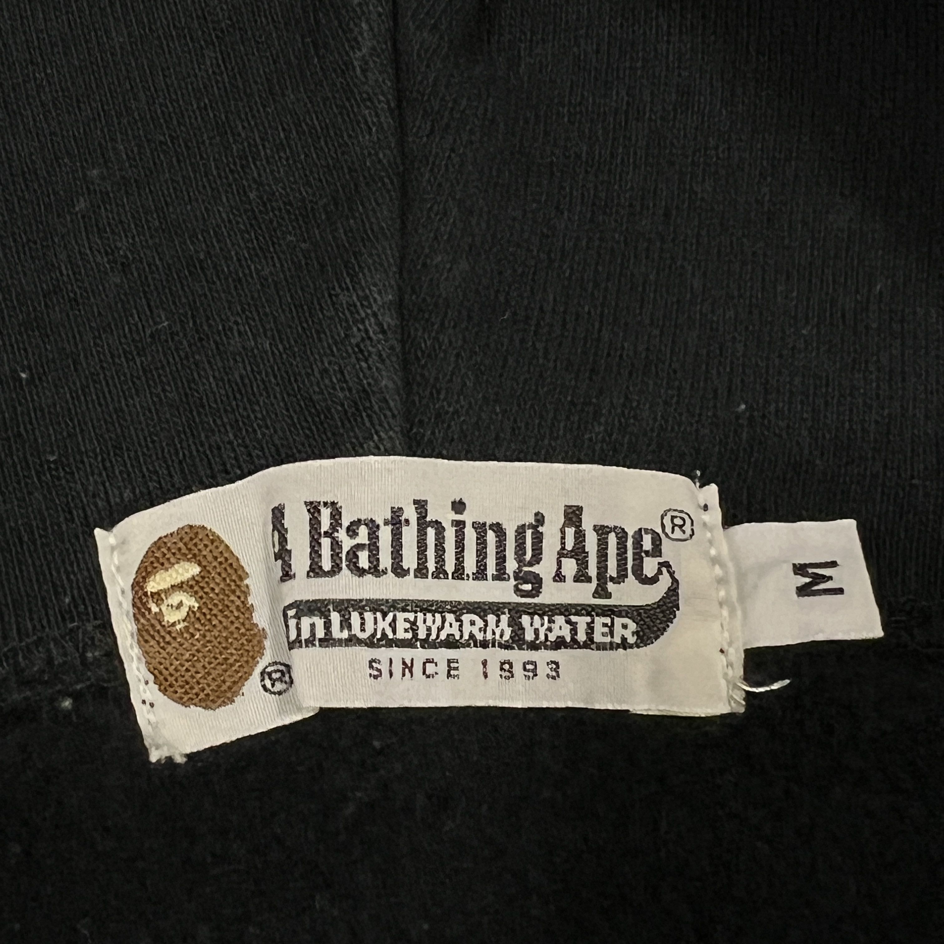 Bape Bape Camo Shark Hoodie Size US M / EU 48-50 / 2 - 5 Thumbnail