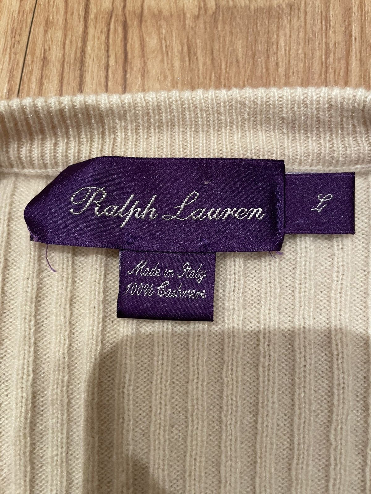 Store Ralph Lauren Purple Label Collection VNeck Sweater 100% Cashmere Made in Italy