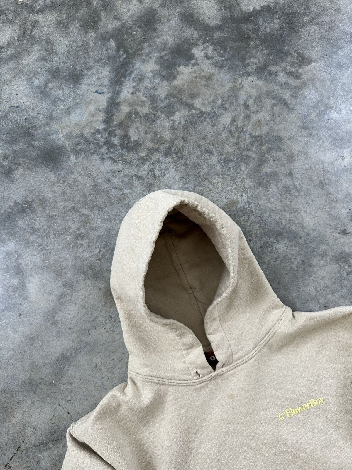 Golf Wang Golf Wang Tan " Save The Bees " Hoodie Sz. Small Size US S / EU 44-46 / 1 - 5 Thumbnail