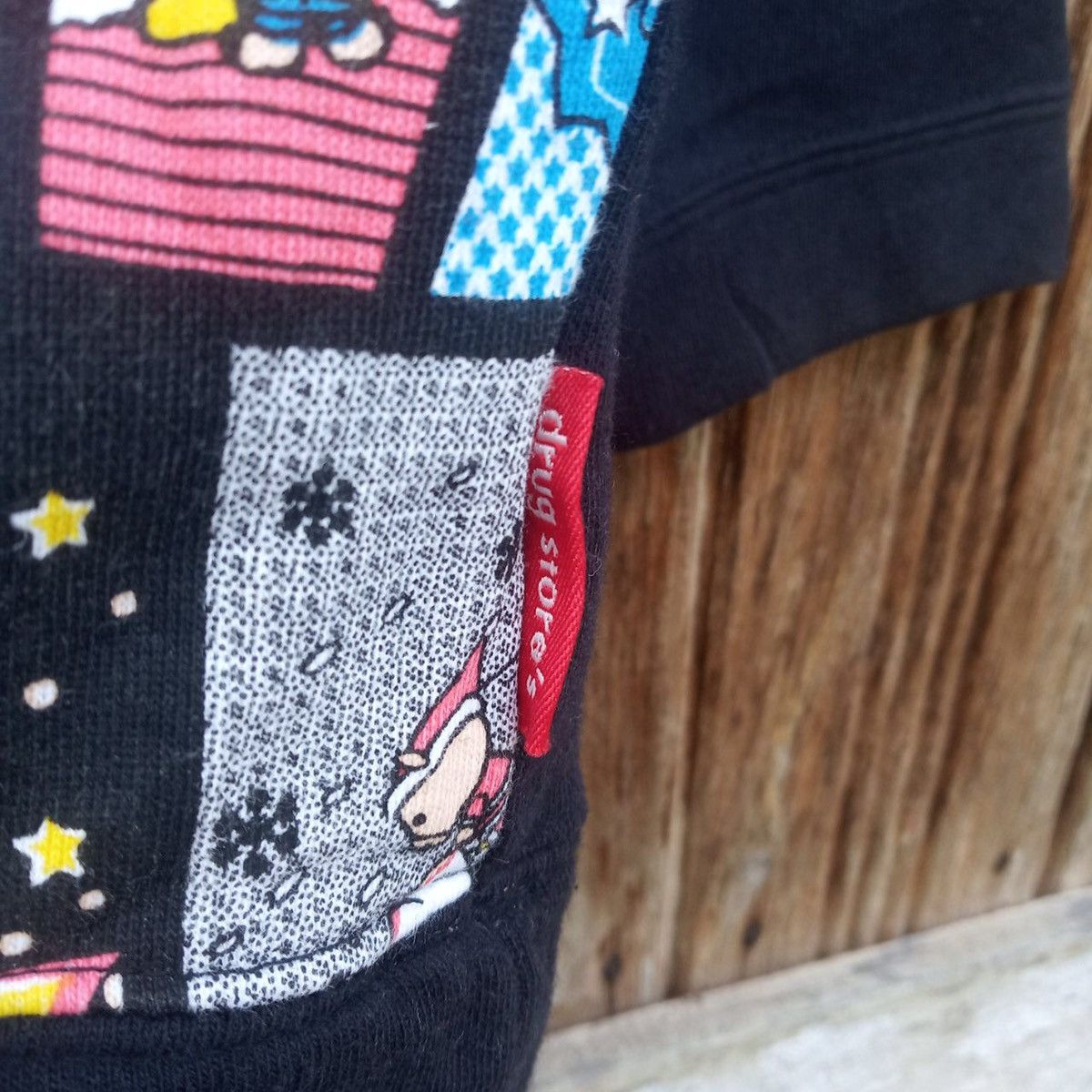 Vintage Rare!! Comics Design Pigs By Drug Stores Japan LS Shirt Size US M / EU 48-50 / 2 - 4 Thumbnail