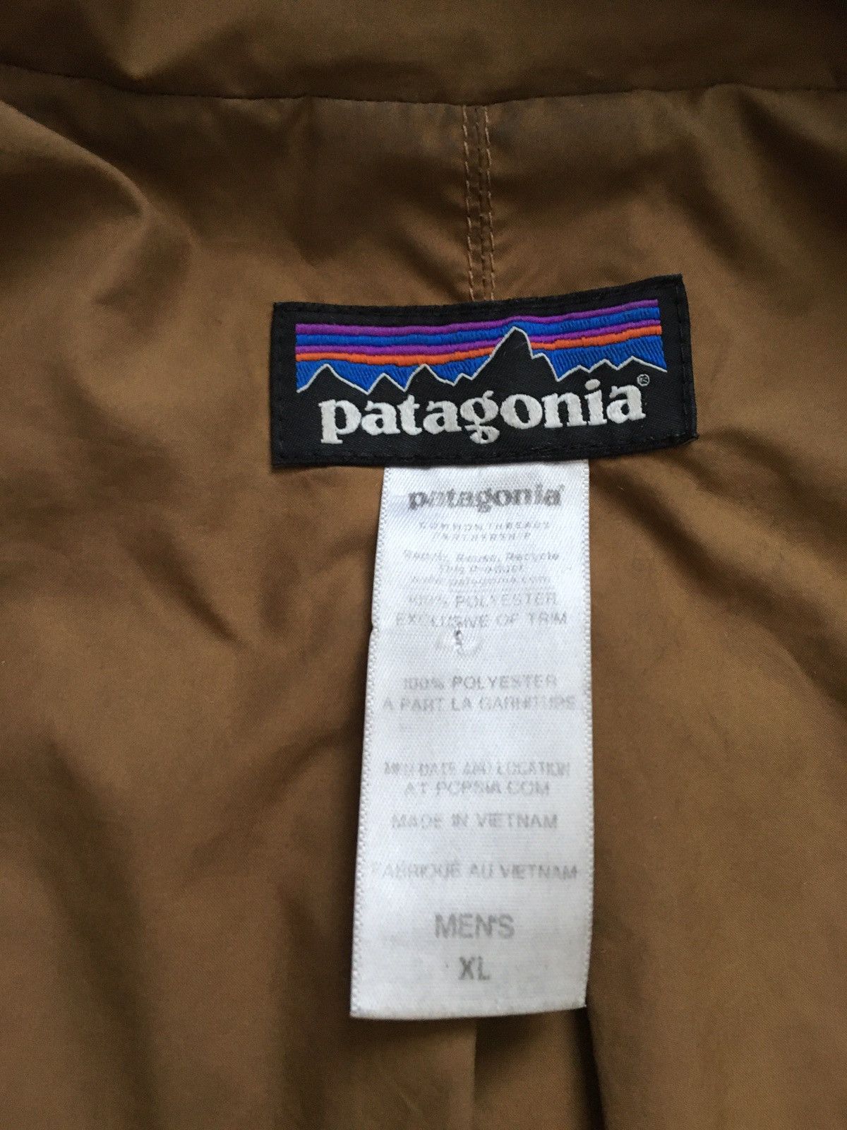 Patagonia Rare Patagonia brown bear blocking deep pile. Size US XL / EU 56 / 4 - 7 Thumbnail