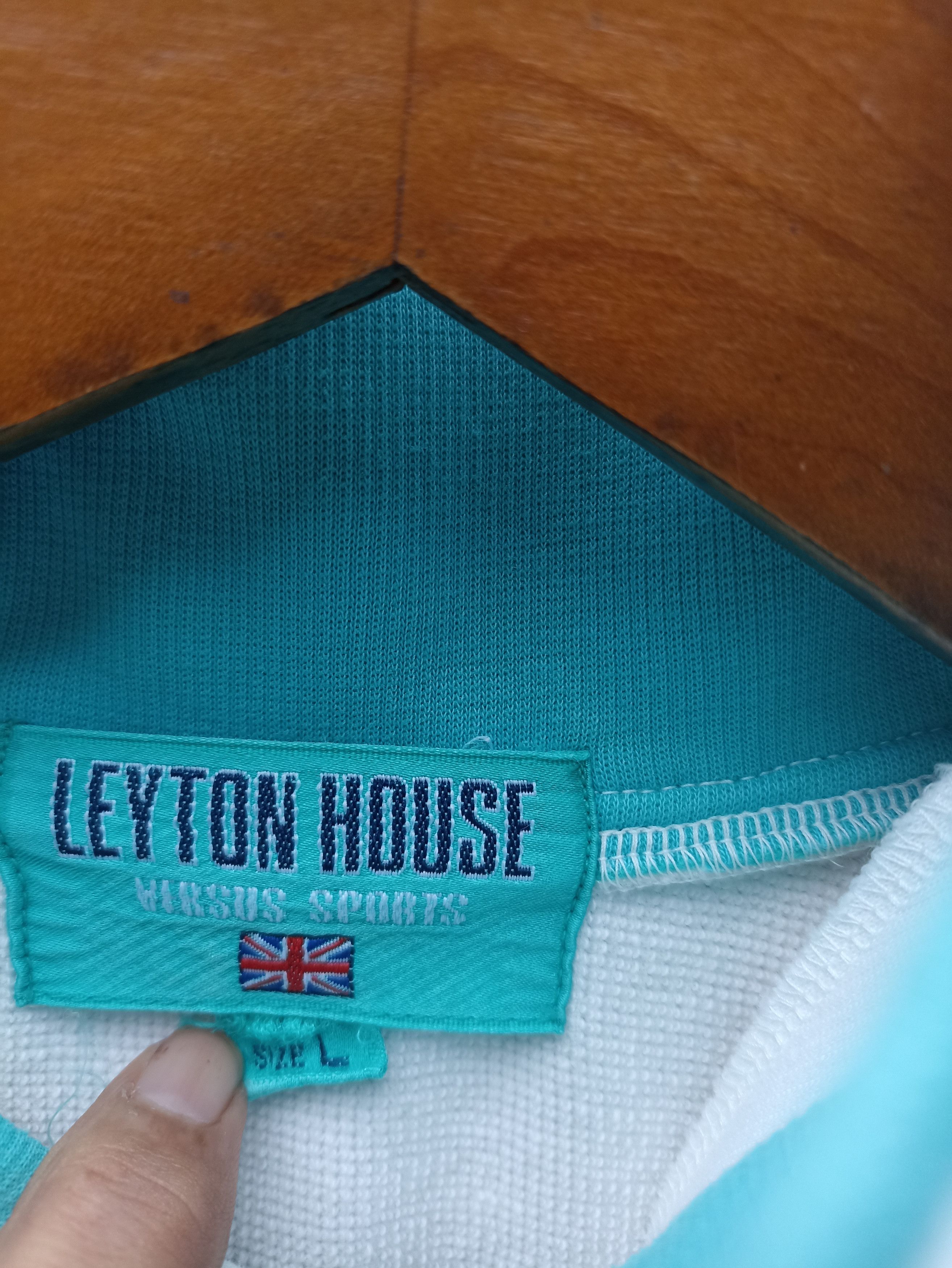 Japanese Brand Vintage 90s Vintage Leyton House sweatshirt Marines Size US L / EU 52-54 / 3 - 5 Thumbnail