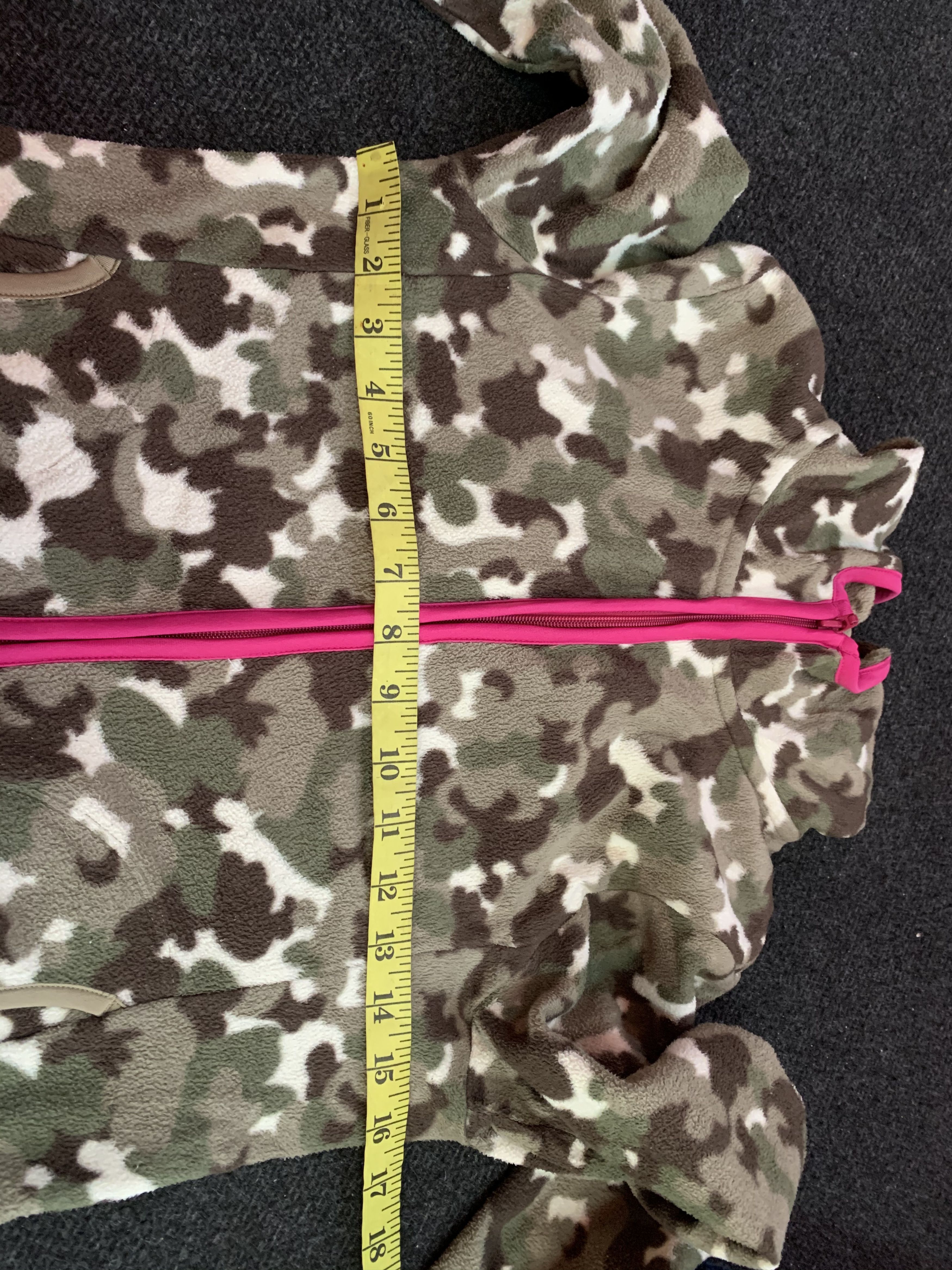 Japanese Brand × Uniqlo Steals! Uniqlo Camo Fleece Hoodie Jacket Size US XXS / EU 40 - 7 Thumbnail