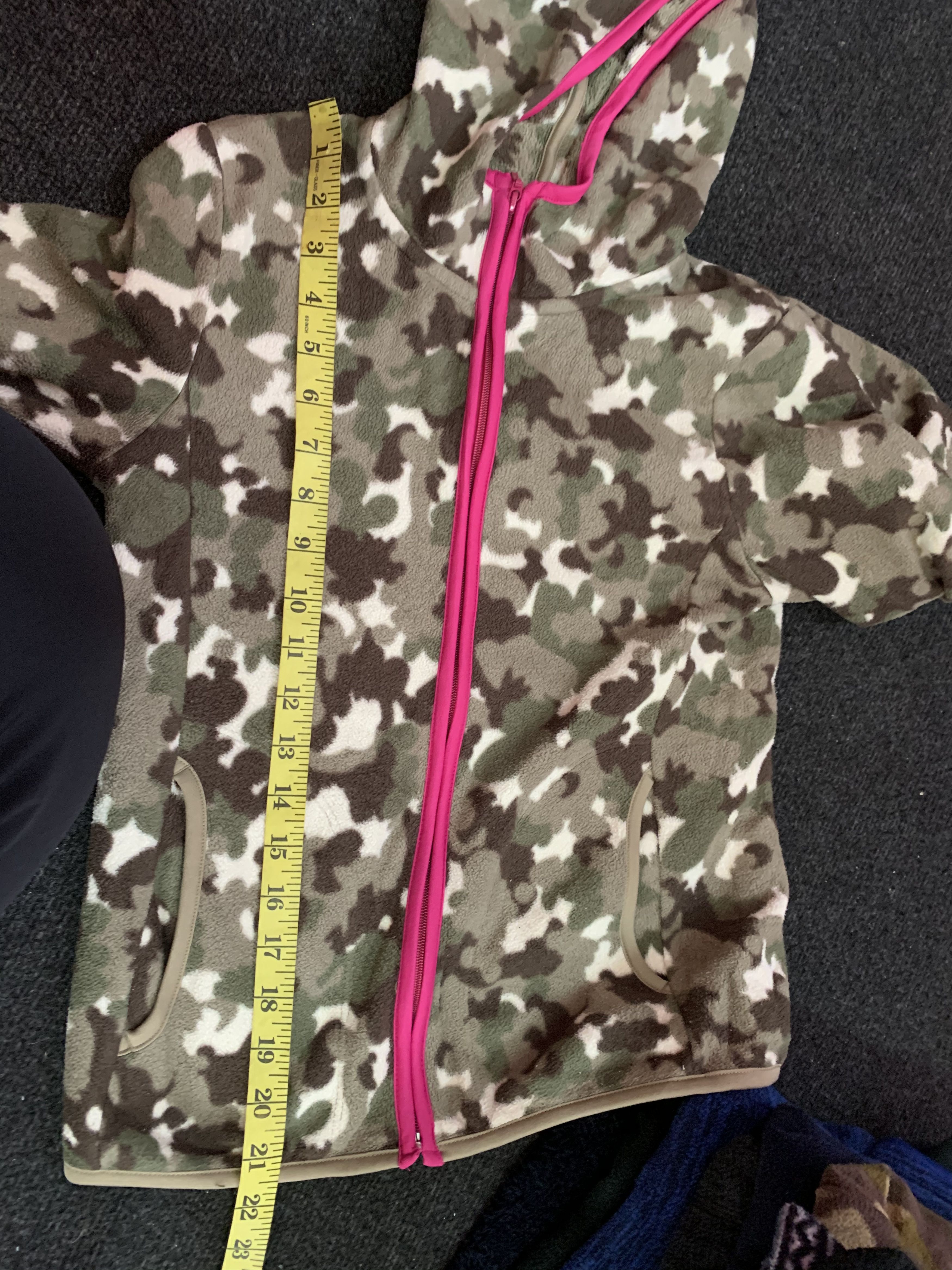 Japanese Brand × Uniqlo Steals! Uniqlo Camo Fleece Hoodie Jacket Size US XXS / EU 40 - 8 Thumbnail