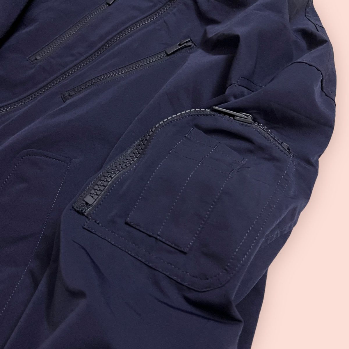 Jil Sander × Jun Takahashi JIL SANDER X UNIQLO BOMBER JACKET Size US S / EU 44-46 / 1 - 14 Thumbnail