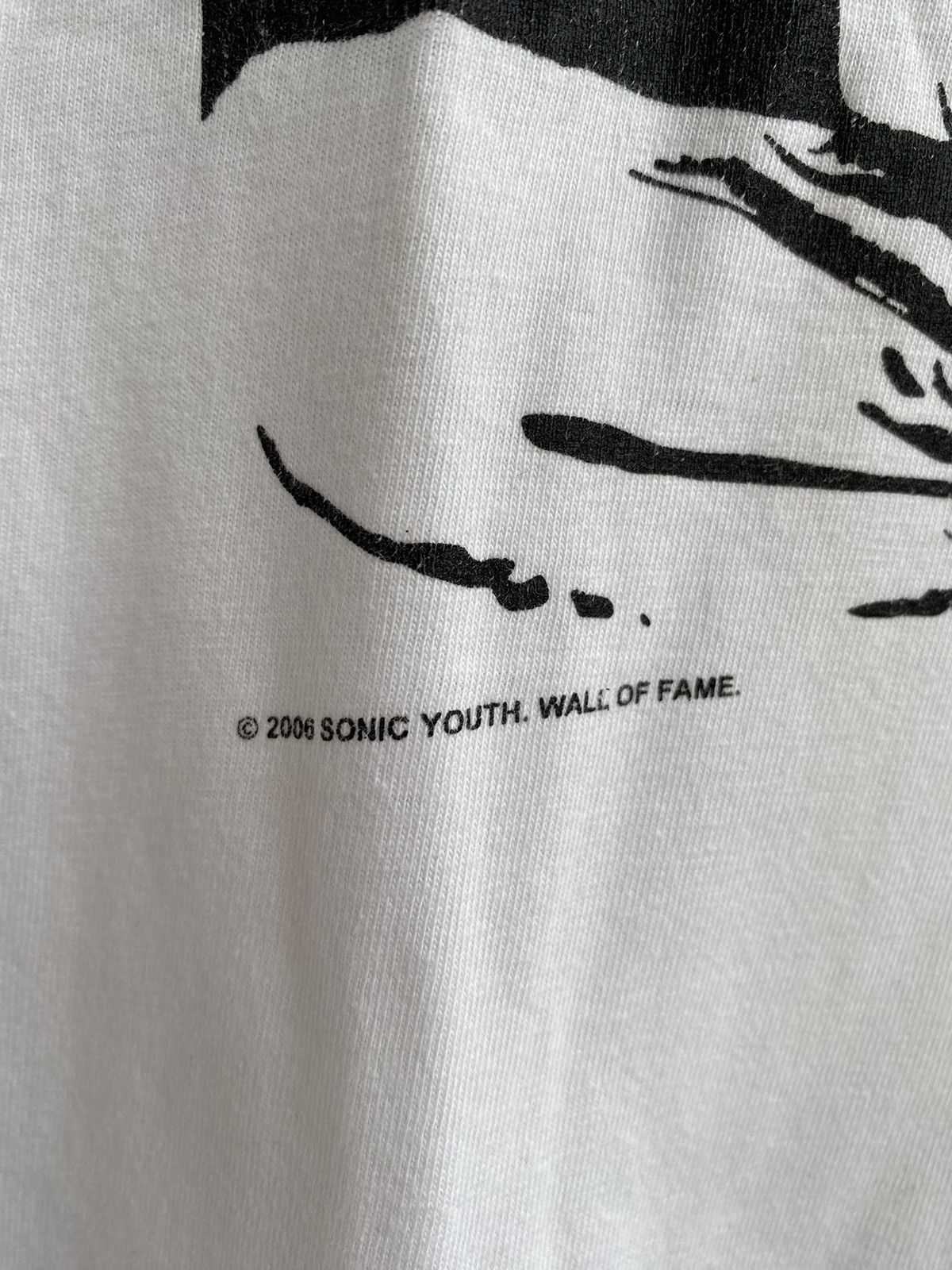 Band Tees Vintage Y2K THRASHED Sonic Youth Wall Of Fame T-Shirt Size US XL / EU 56 / 4 - 5 Thumbnail