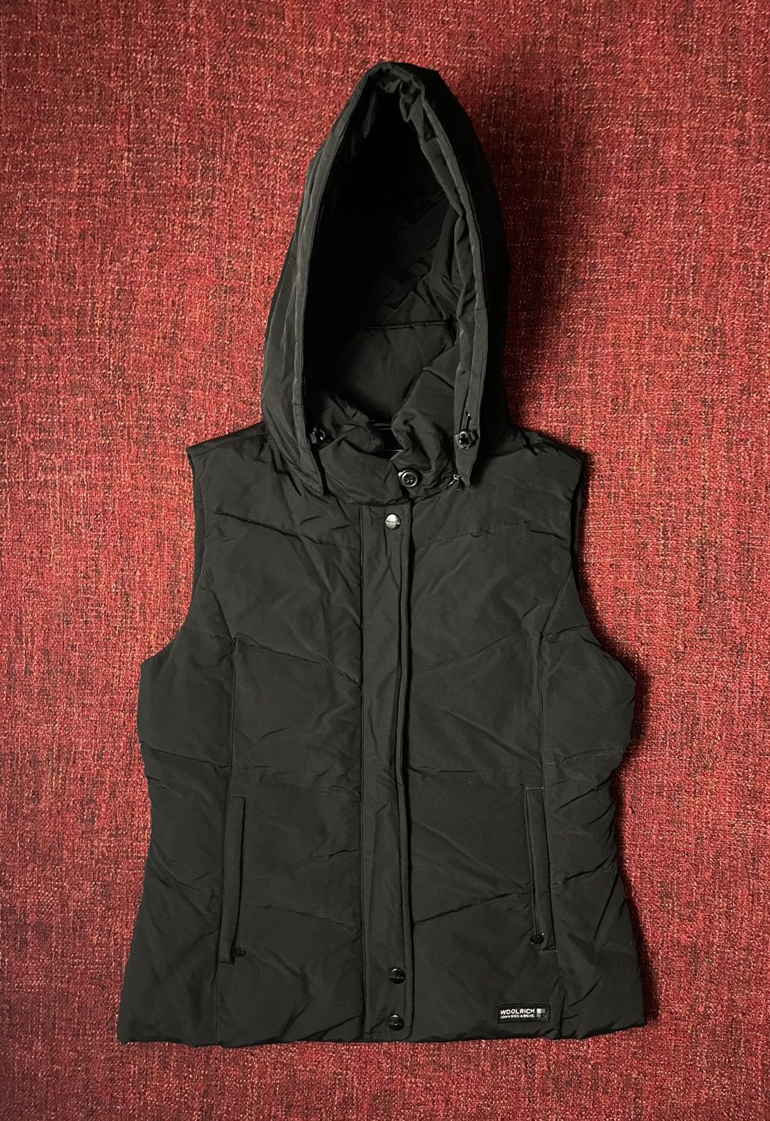Woolrich gorpcore puffer vest gilet with hood