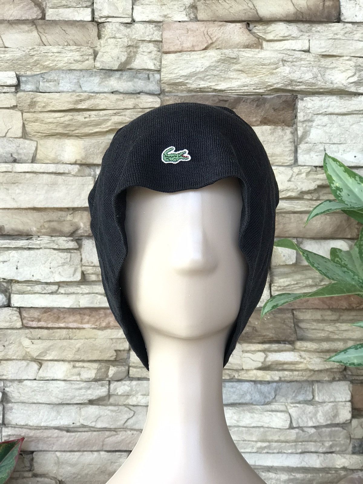Lacoste Vintage Lacoste Beanie Hat Size ONE SIZE - 1 Thumbnail