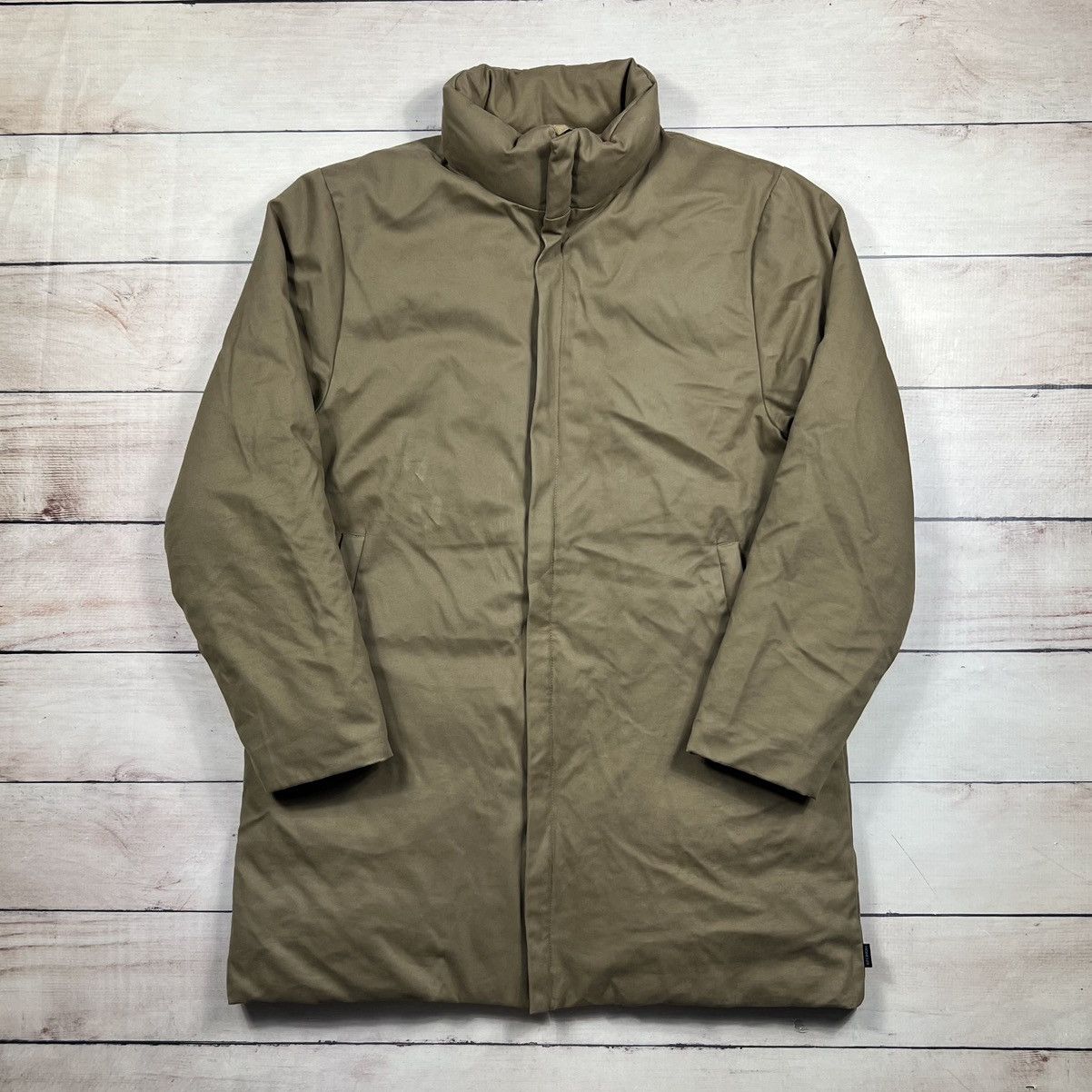 Moncler Vintage Puffer Coat Moncler Down Jacket Beige Logo Y2K Retro Size US M / EU 48-50 / 2 - 1 Thumbnail