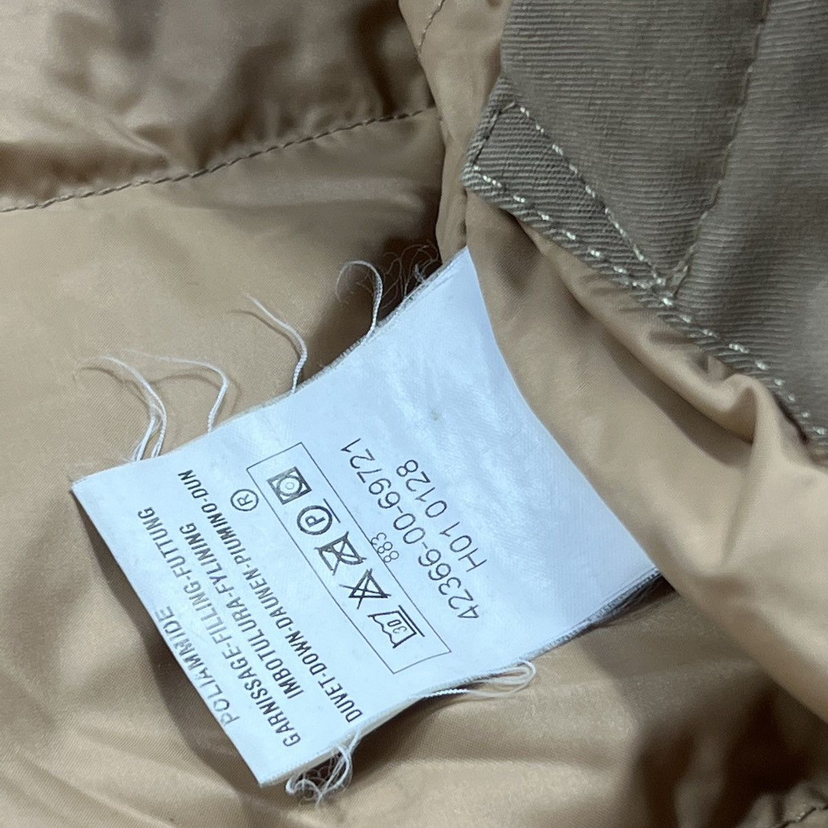 Moncler Vintage Puffer Coat Moncler Down Jacket Beige Logo Y2K Retro Size US M / EU 48-50 / 2 - 8 Thumbnail