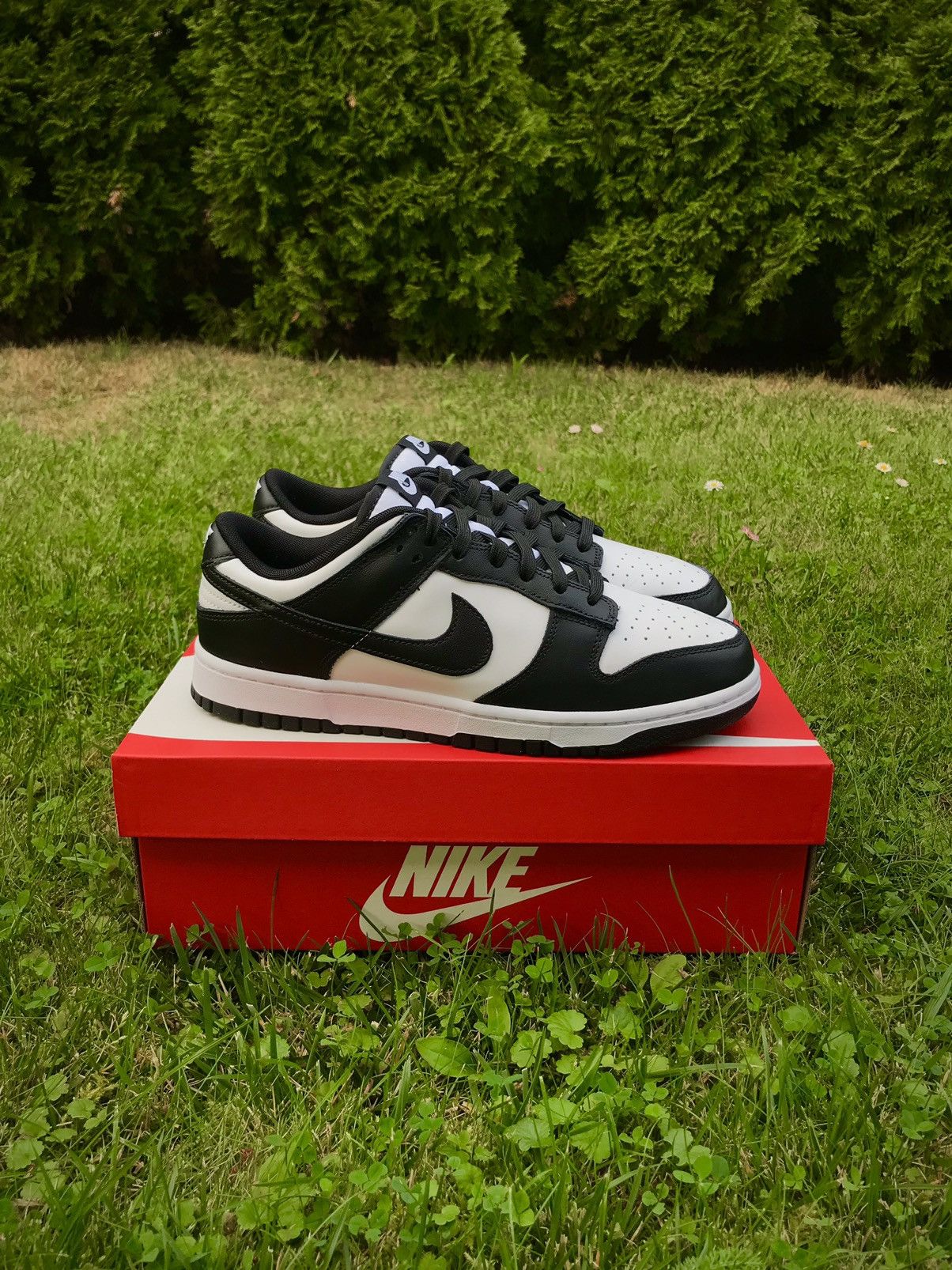 Nike Nike Dunk Low Retro Panda Size US 9 / EU 42 - 1 Thumbnail