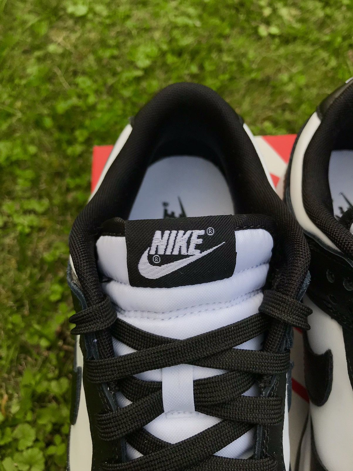Nike Nike Dunk Low Retro Panda Size US 9 / EU 42 - 8 Thumbnail