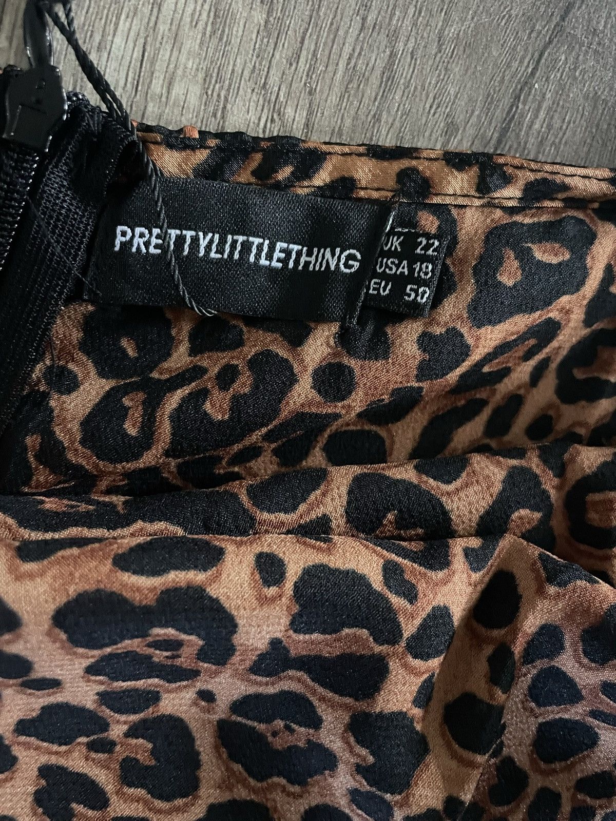 Other PrettyLittleThing Dress Leopard Print Satin Size XXL / US 16-18 / IT 52-54 - 3 Thumbnail