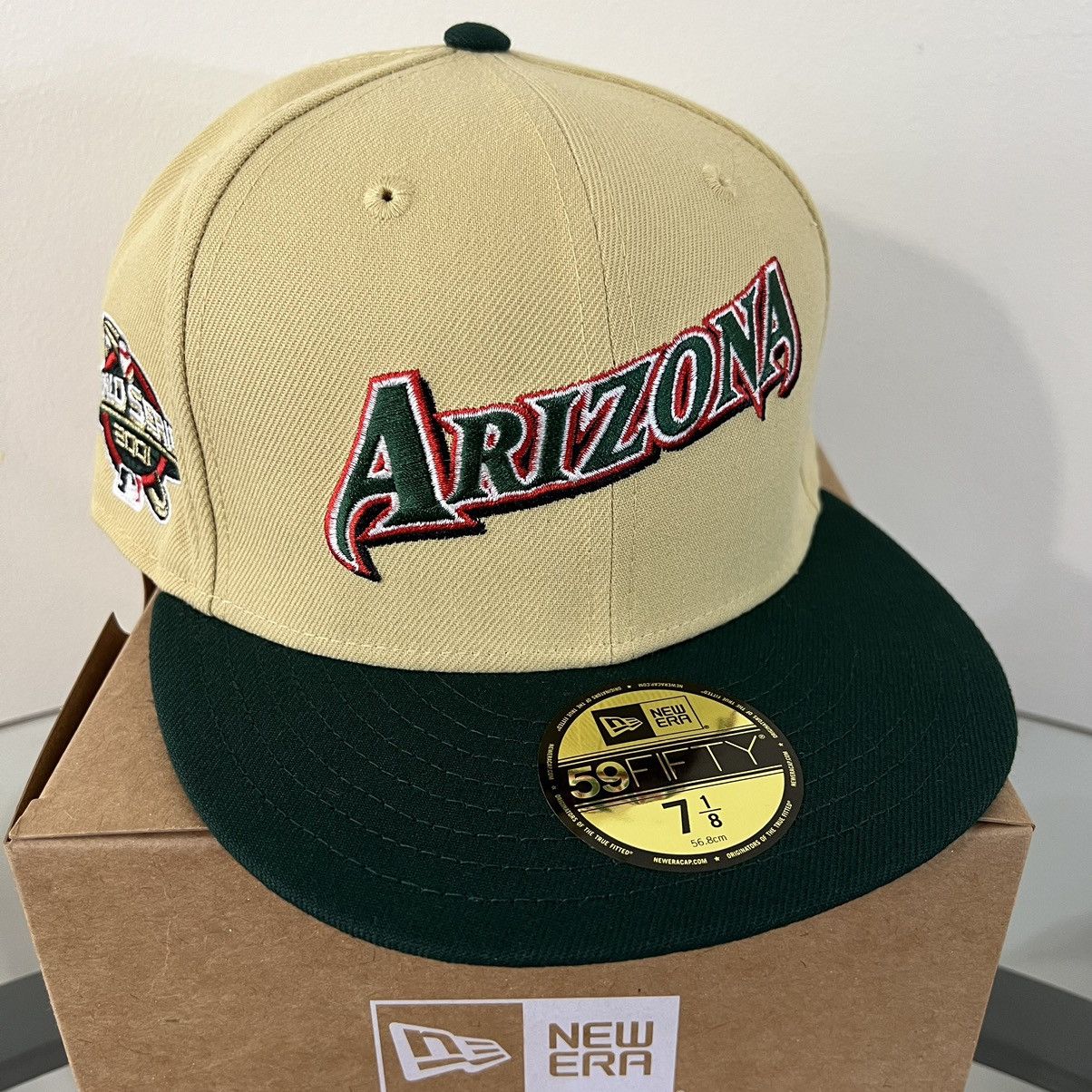 7 1/8 Cap City Arizona Diamondbacks Script Vegas Gold