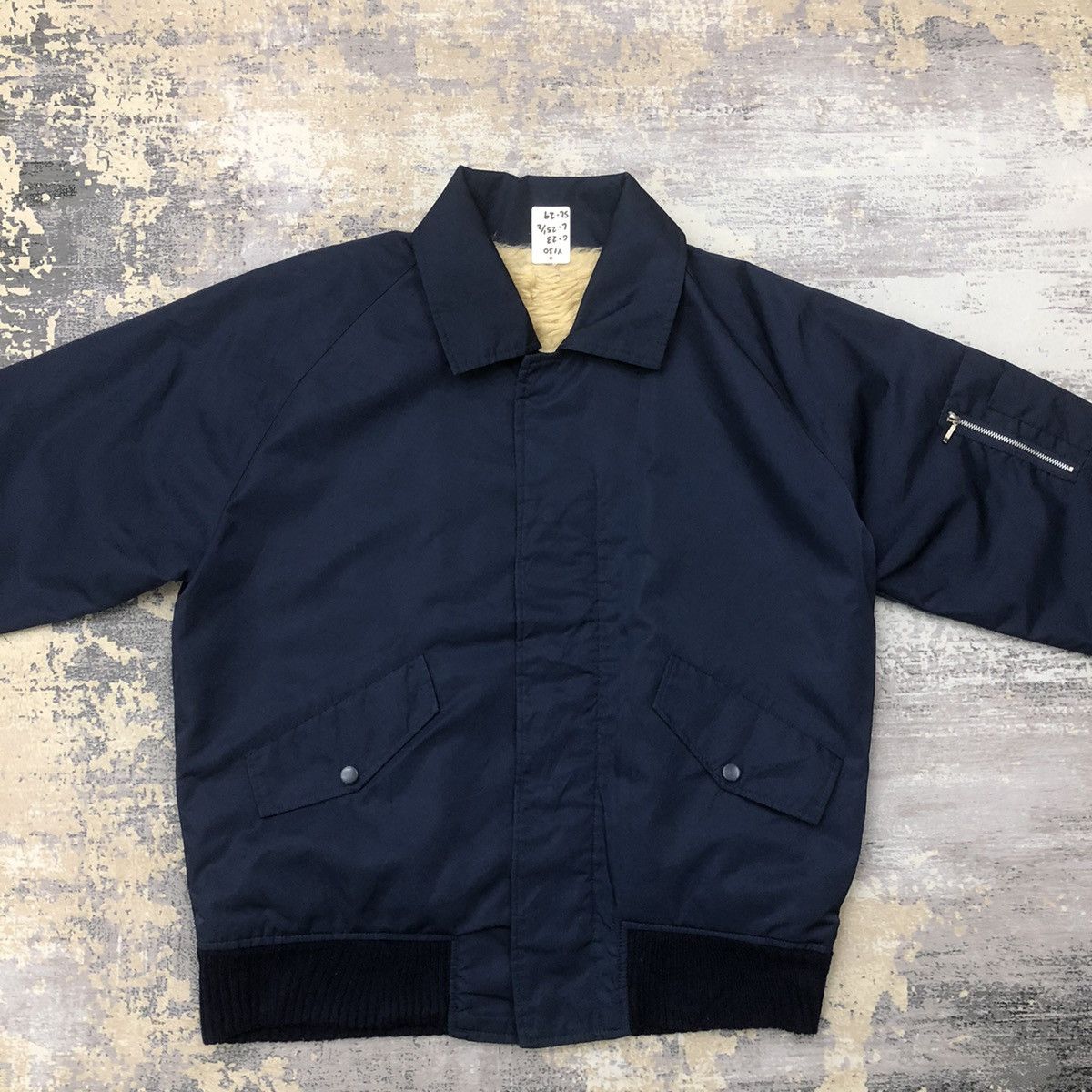 Y130. JAPAN VTG SHERPA BOMBER JACKET