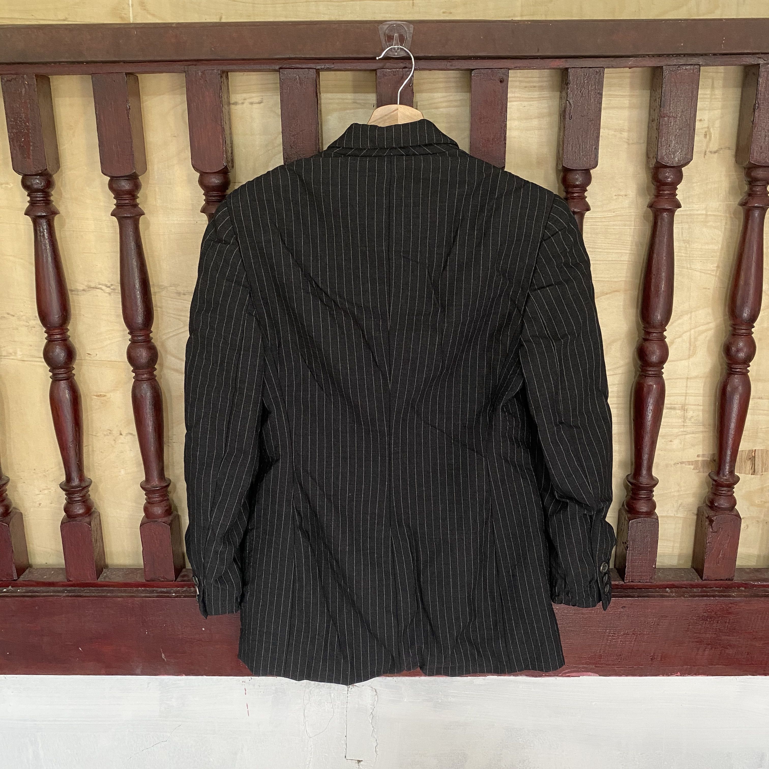 Gucci RARE🔥Vintage Gucci Blazer Striped Faded Black Size S / US 4 / IT 40 - 2 Thumbnail