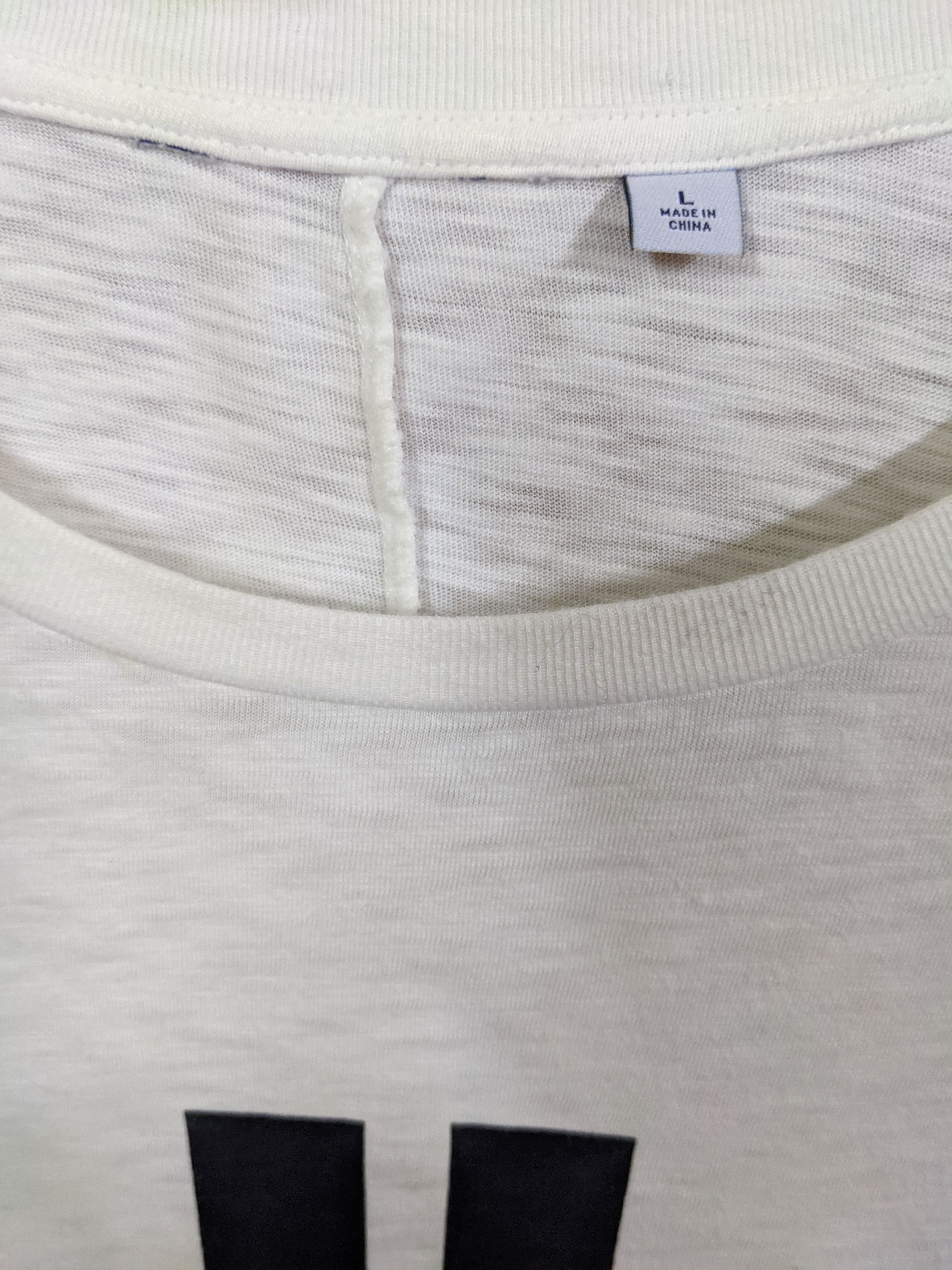 Jun Takahashi × Undercover × Uniqlo Uniqlo x Undercover Size US L / EU 52-54 / 3 - 4 Thumbnail