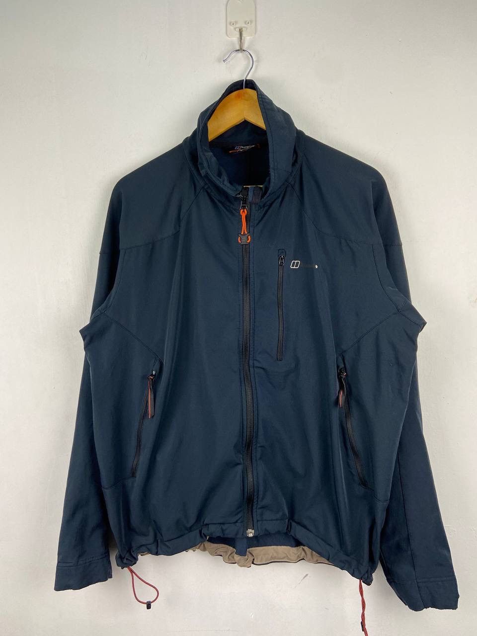 Berghaus × Vintage Vintage Berghaus Jacket Outdoor Hiking Size US L / EU 52-54 / 3 - 2 Thumbnail