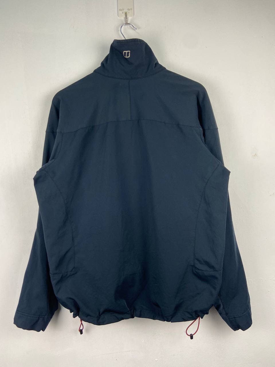 Berghaus × Vintage Vintage Berghaus Jacket Outdoor Hiking Size US L / EU 52-54 / 3 - 3 Thumbnail